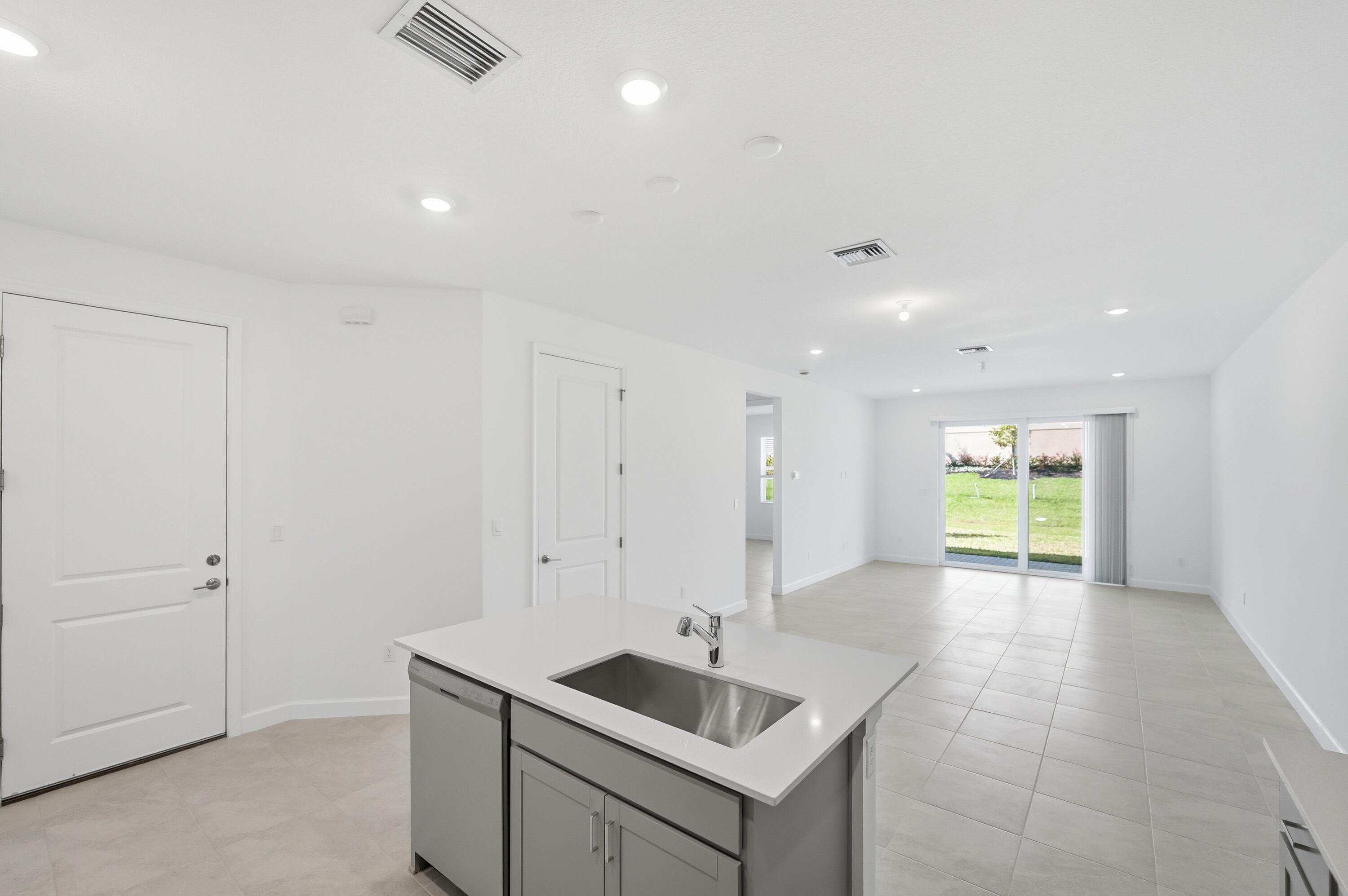 3622 Spanish Cedar Place Property Photo 6