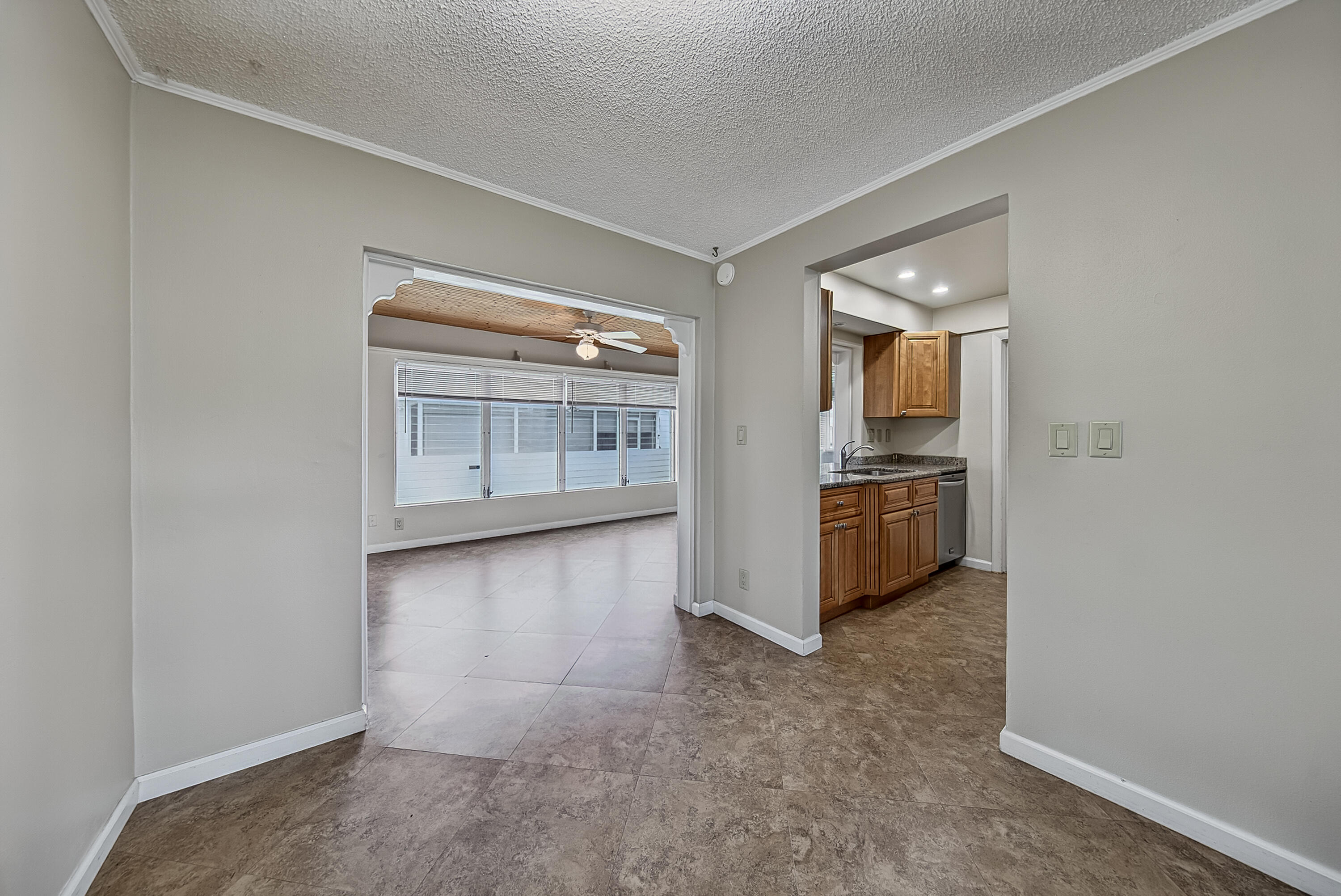 2581 E Golf Boulevard Property Photo 7