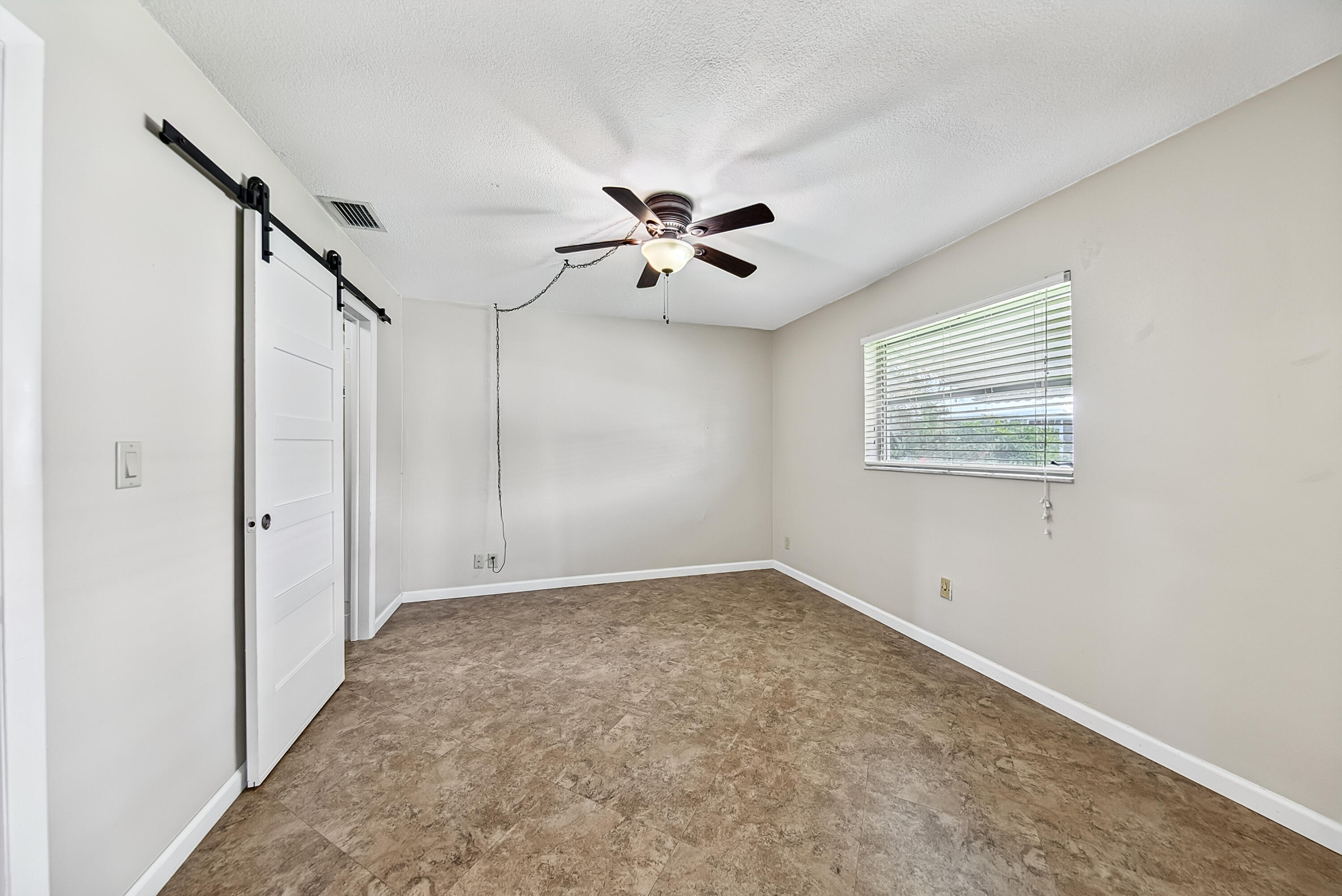 2581 E Golf Boulevard Property Photo 20