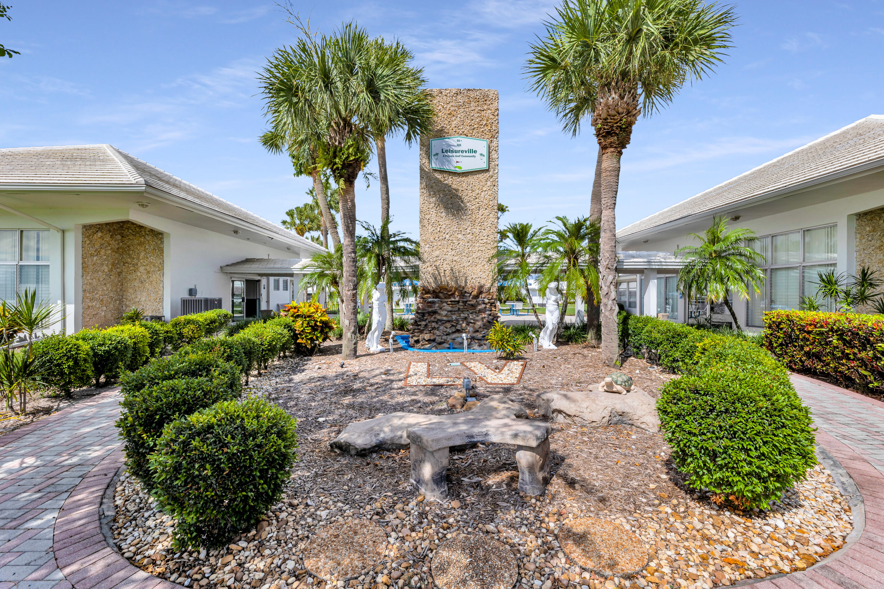 2581 E Golf Boulevard Property Photo 41