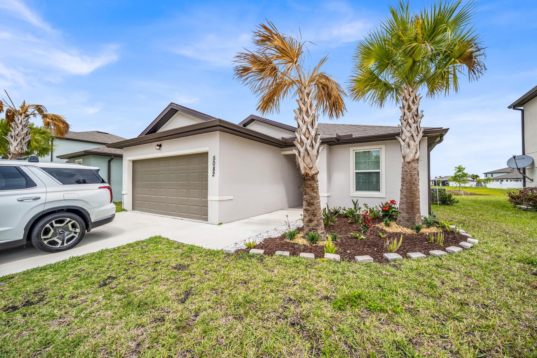 5082 Armina Place Property Photo 2