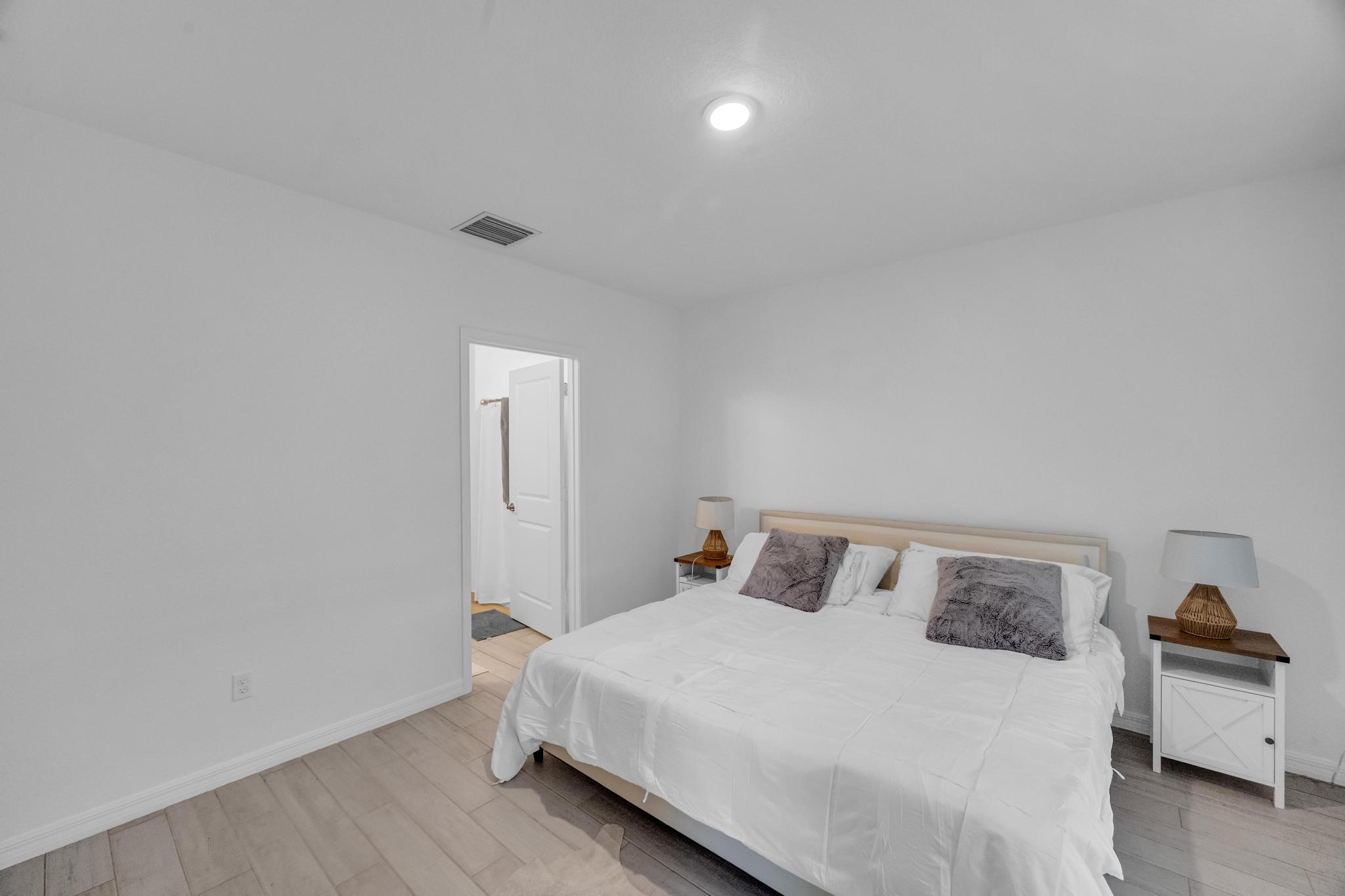 5082 Armina Place Property Photo 12