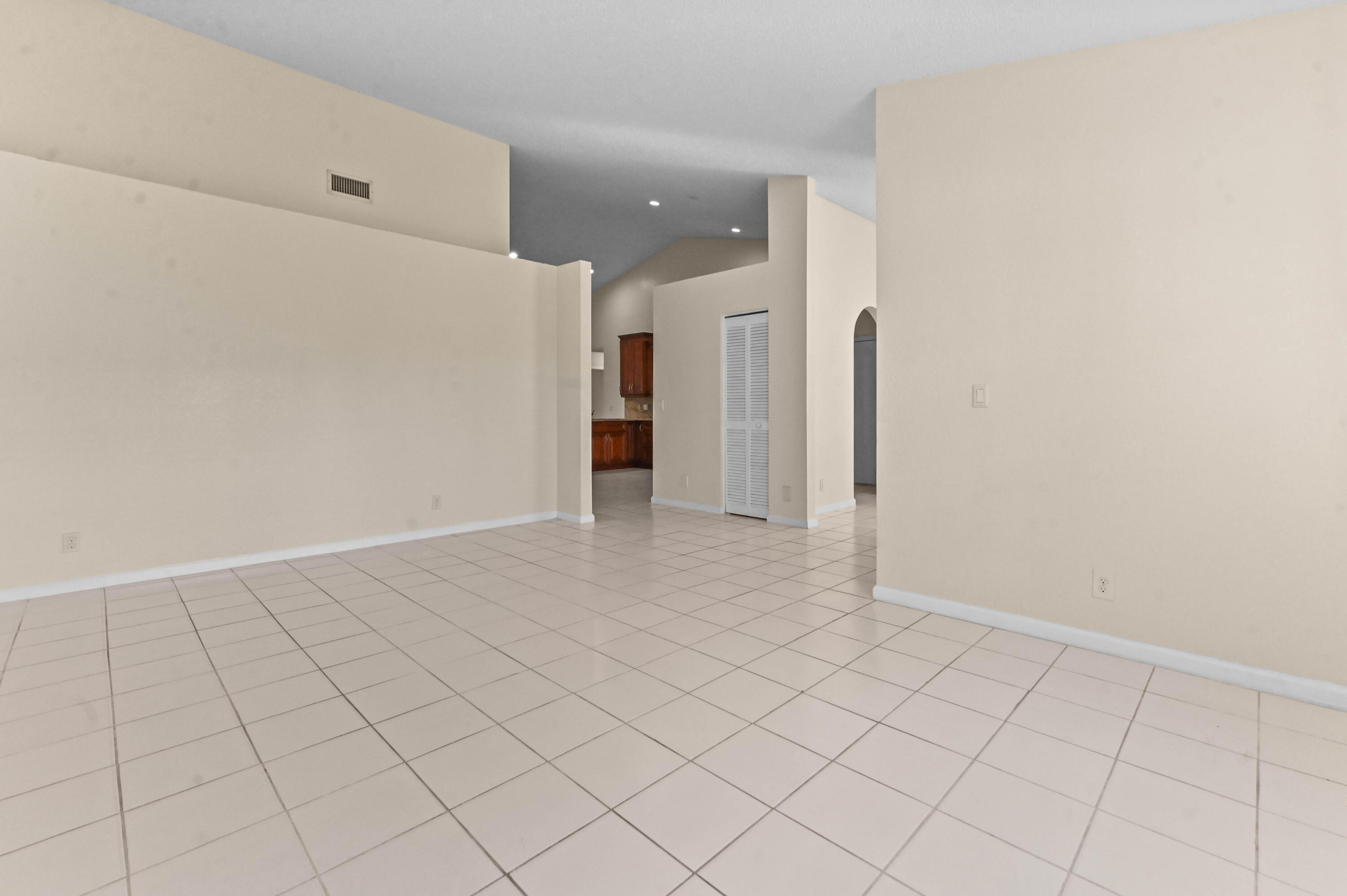 18377 Fresh Lake Way Property Photo 11