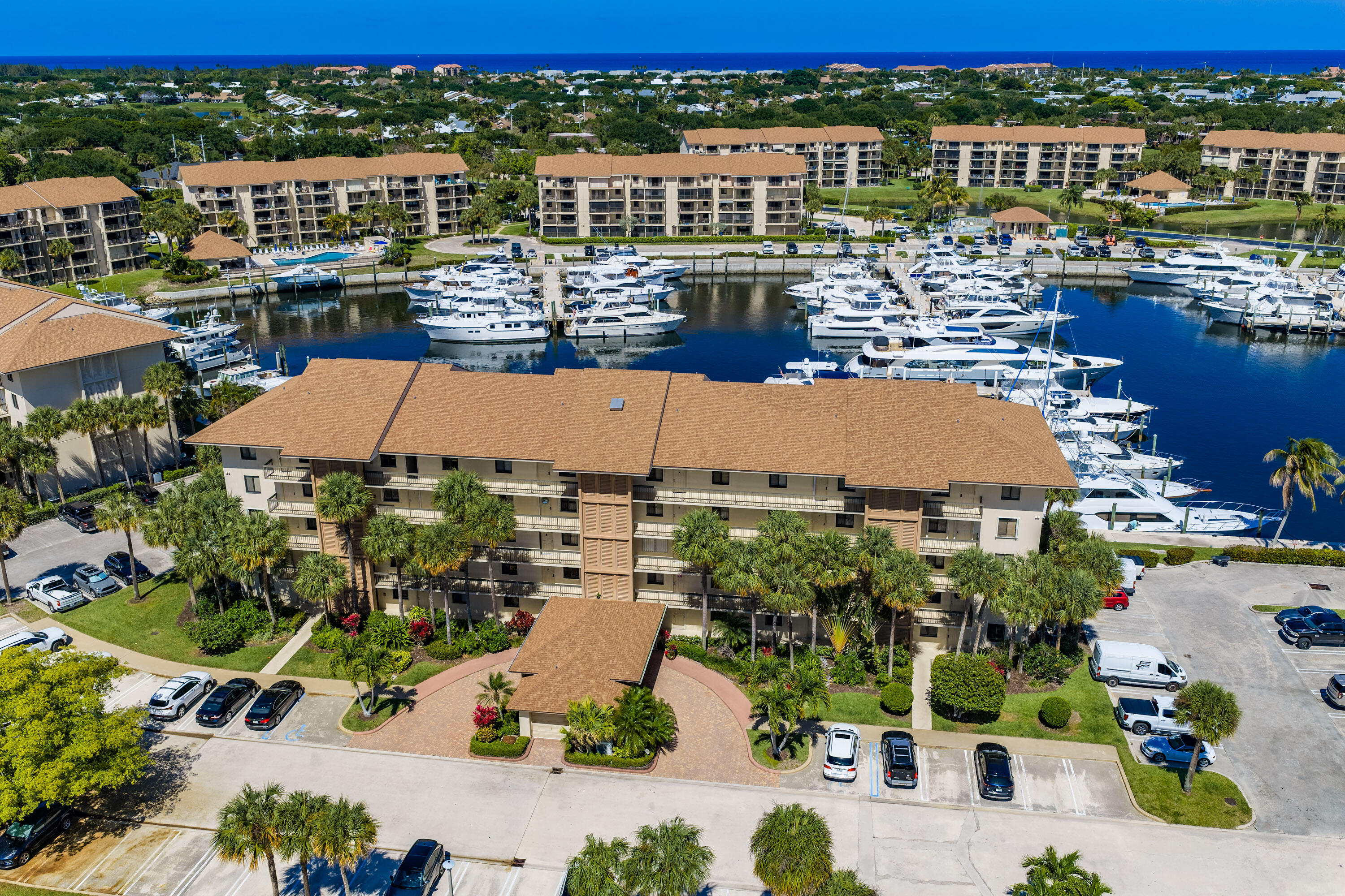 2501 Marina Isle Way 203 Property Photo 48