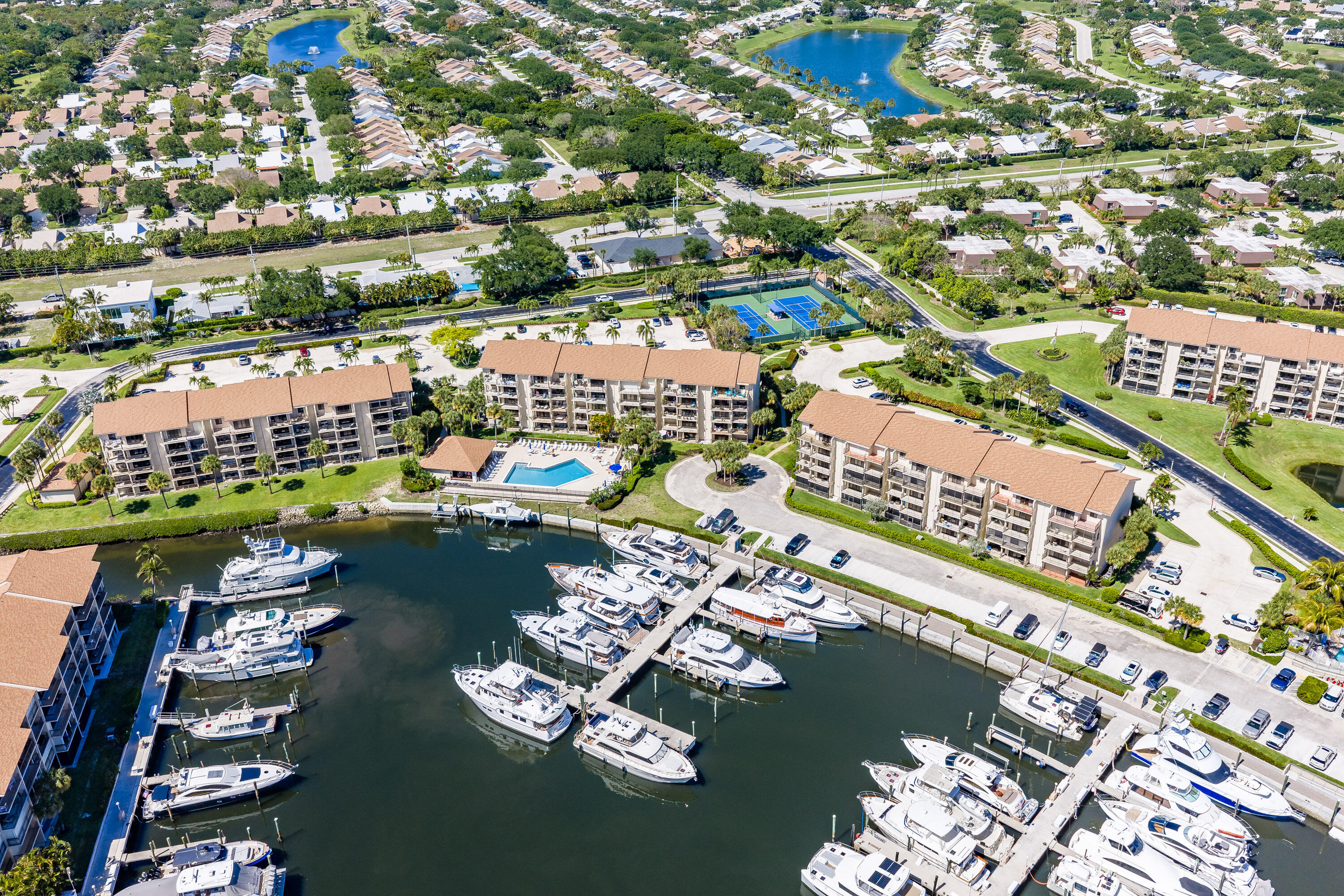 2501 Marina Isle Way 203 Property Photo 59