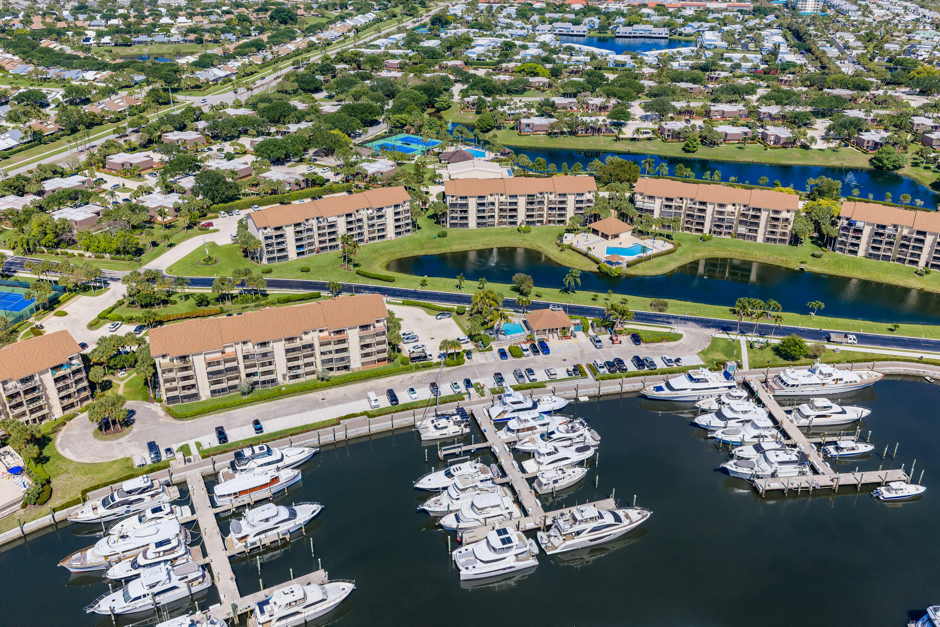 2501 Marina Isle Way 203 Property Photo 66