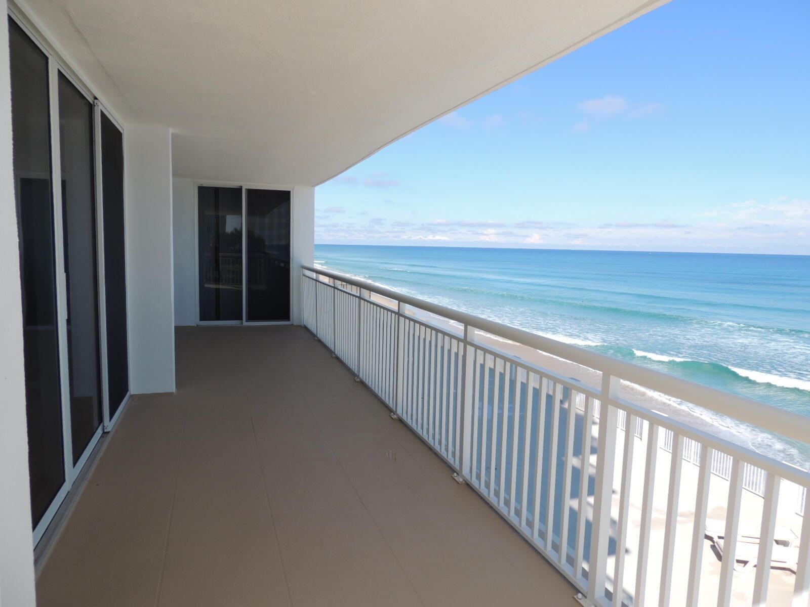 3546 S Ocean Boulevard 402 Property Photo 1