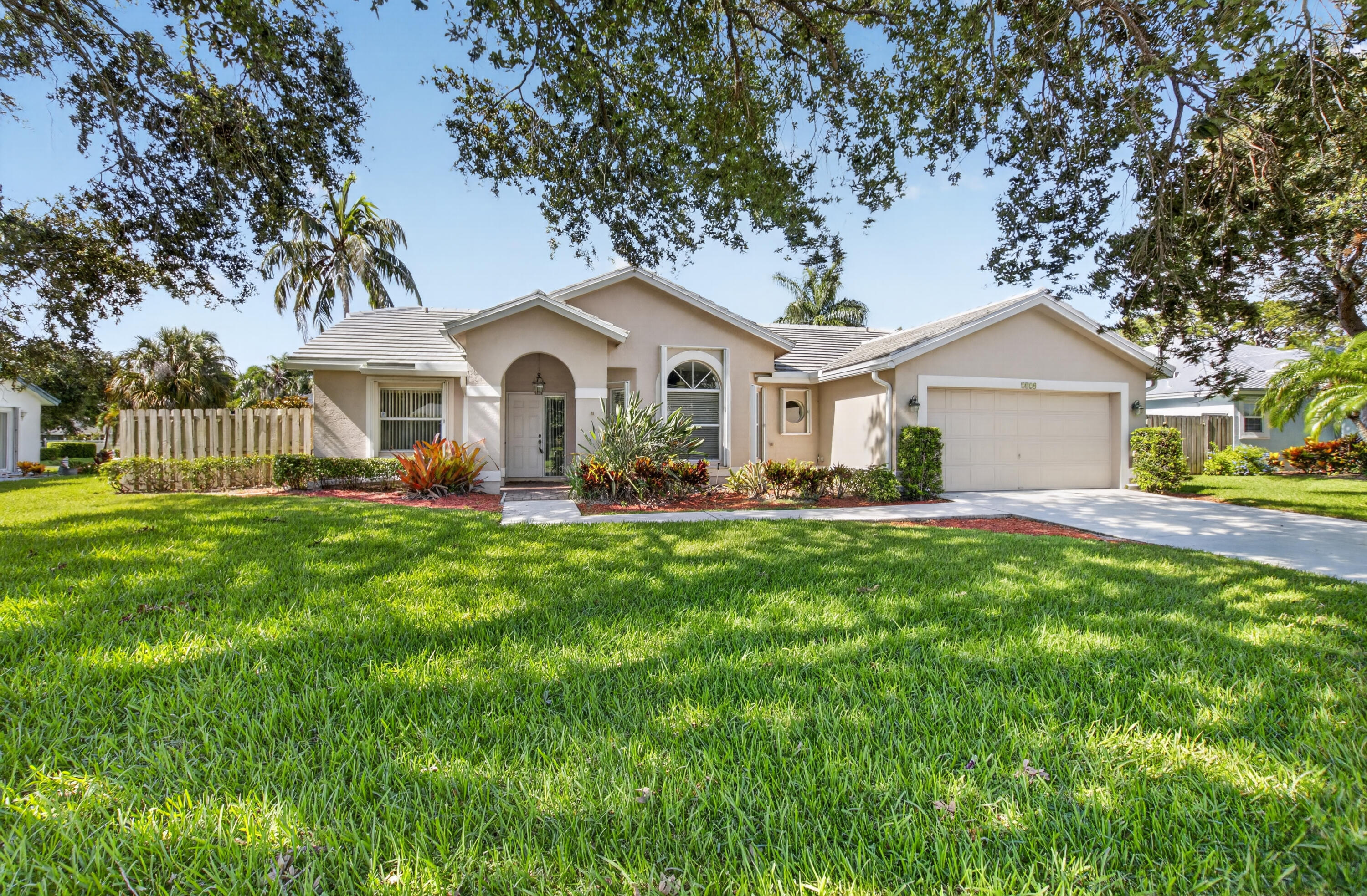 3820 NW 10th Street