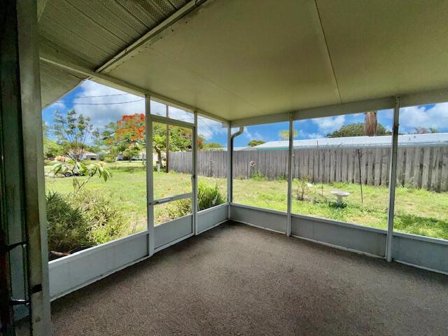 717 Se Alamanda Circle Property Photo 18
