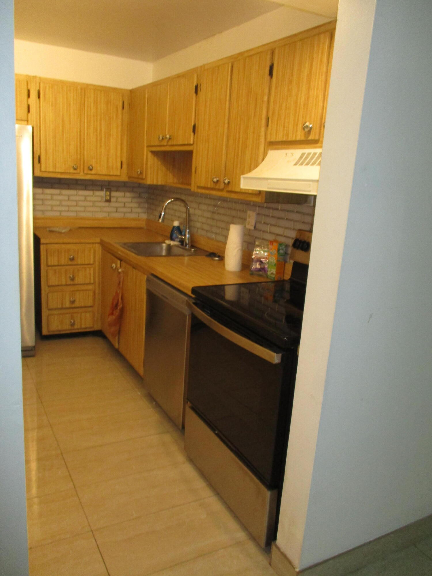 6751 N University Drive 320 Property Photo 4