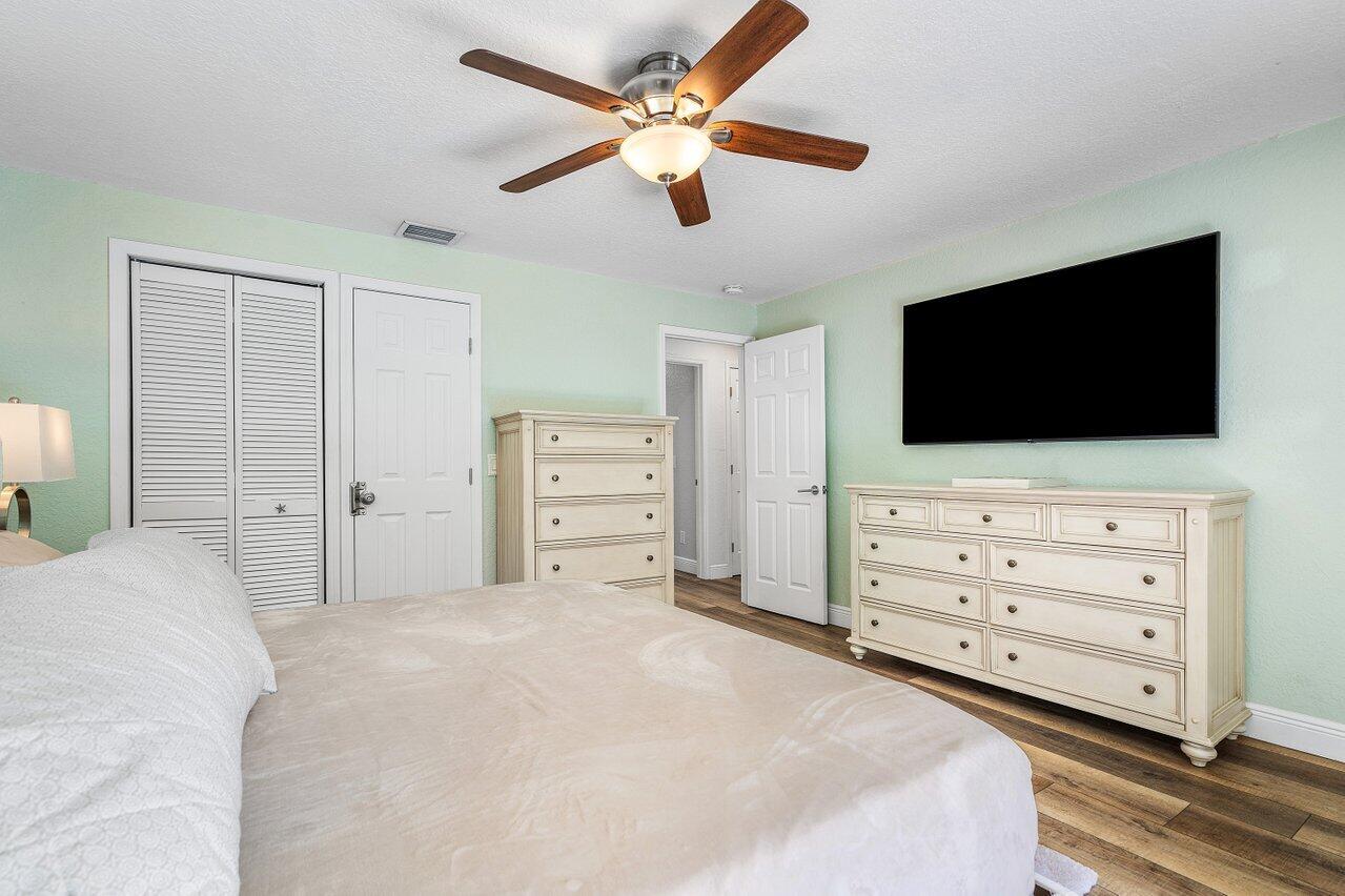 671 Lindell Boulevard Property Photo 30
