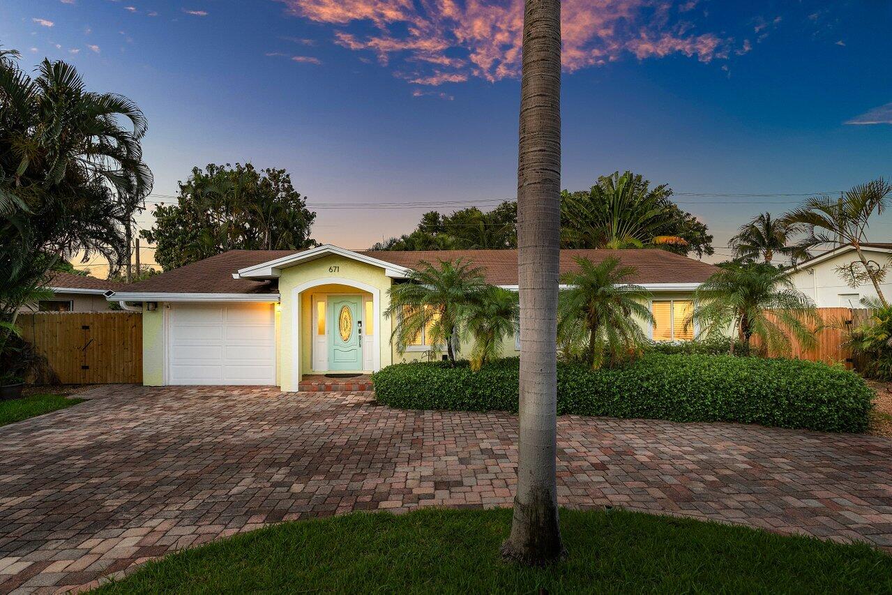 671 Lindell Boulevard Property Photo 45