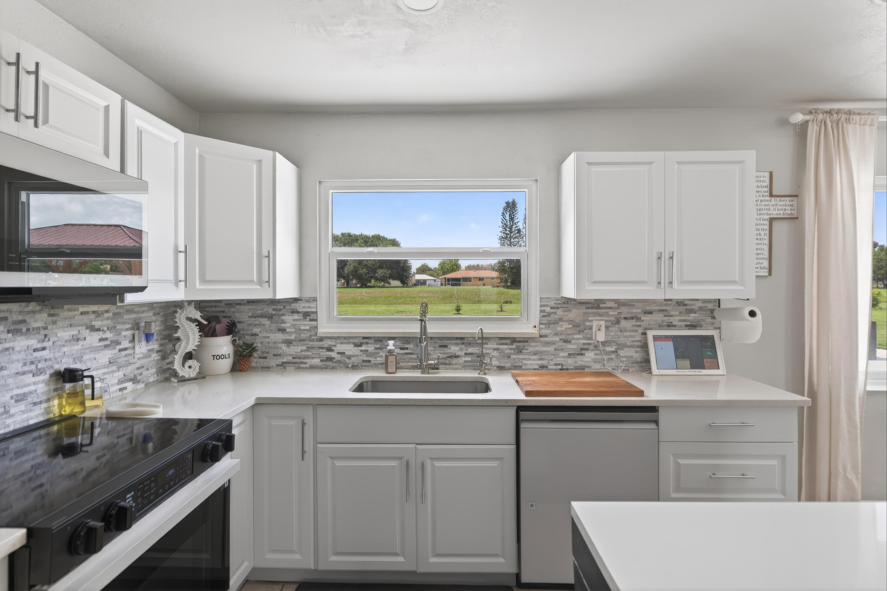 264 Sw Cherryhill Road Property Photo 14