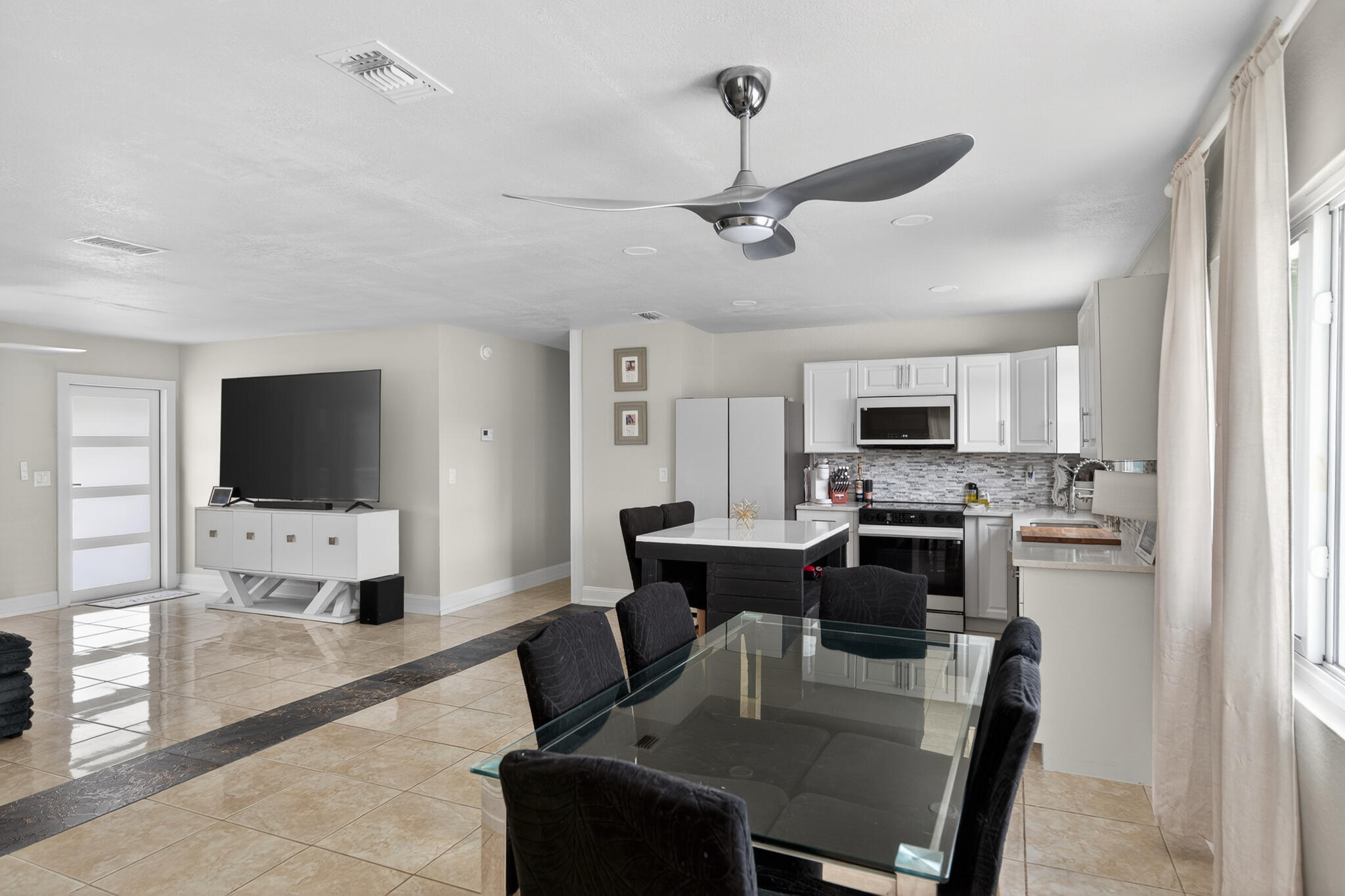264 Sw Cherryhill Road Property Photo 15