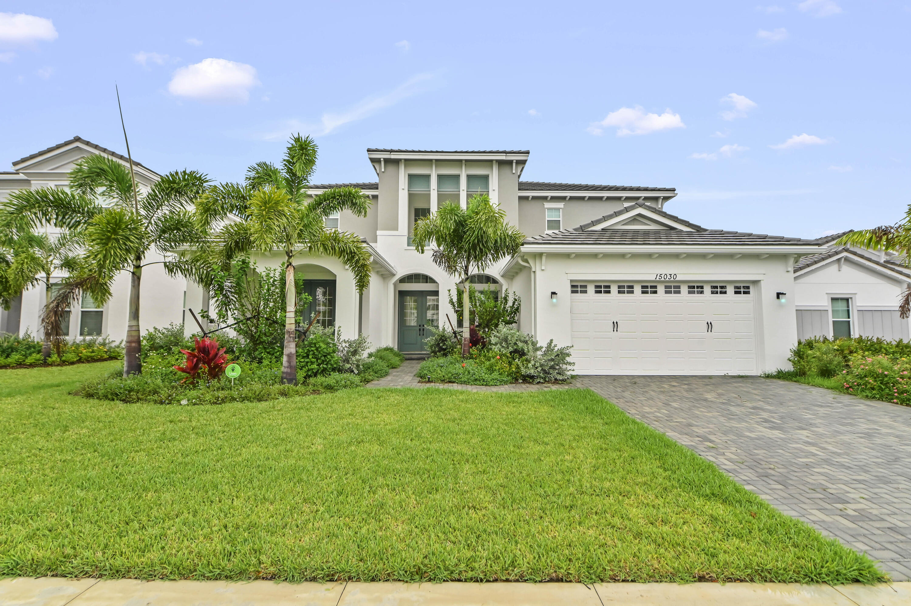 15030 Wildwood Circle Property Photo 2