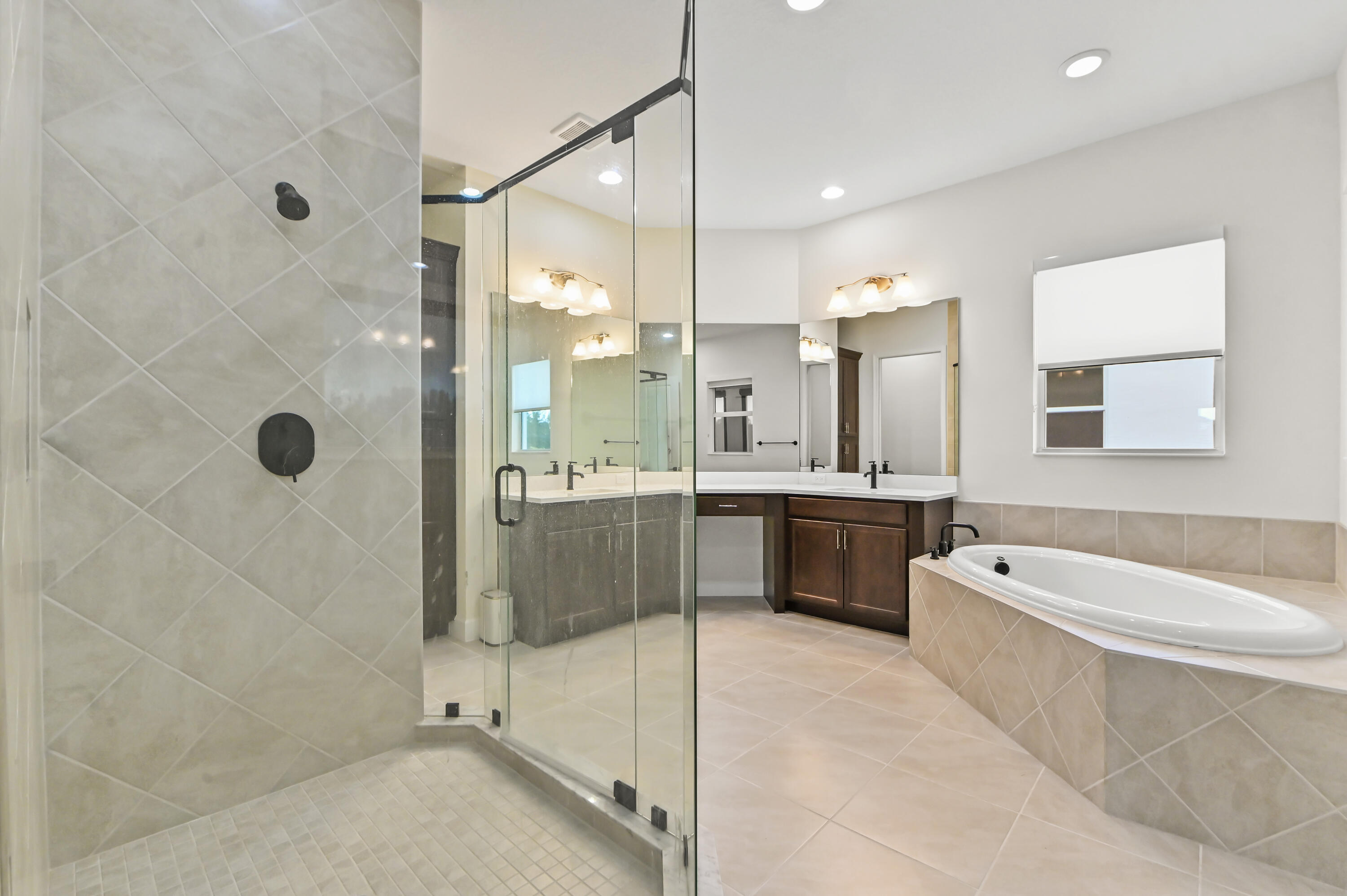 15030 Wildwood Circle Property Photo 24