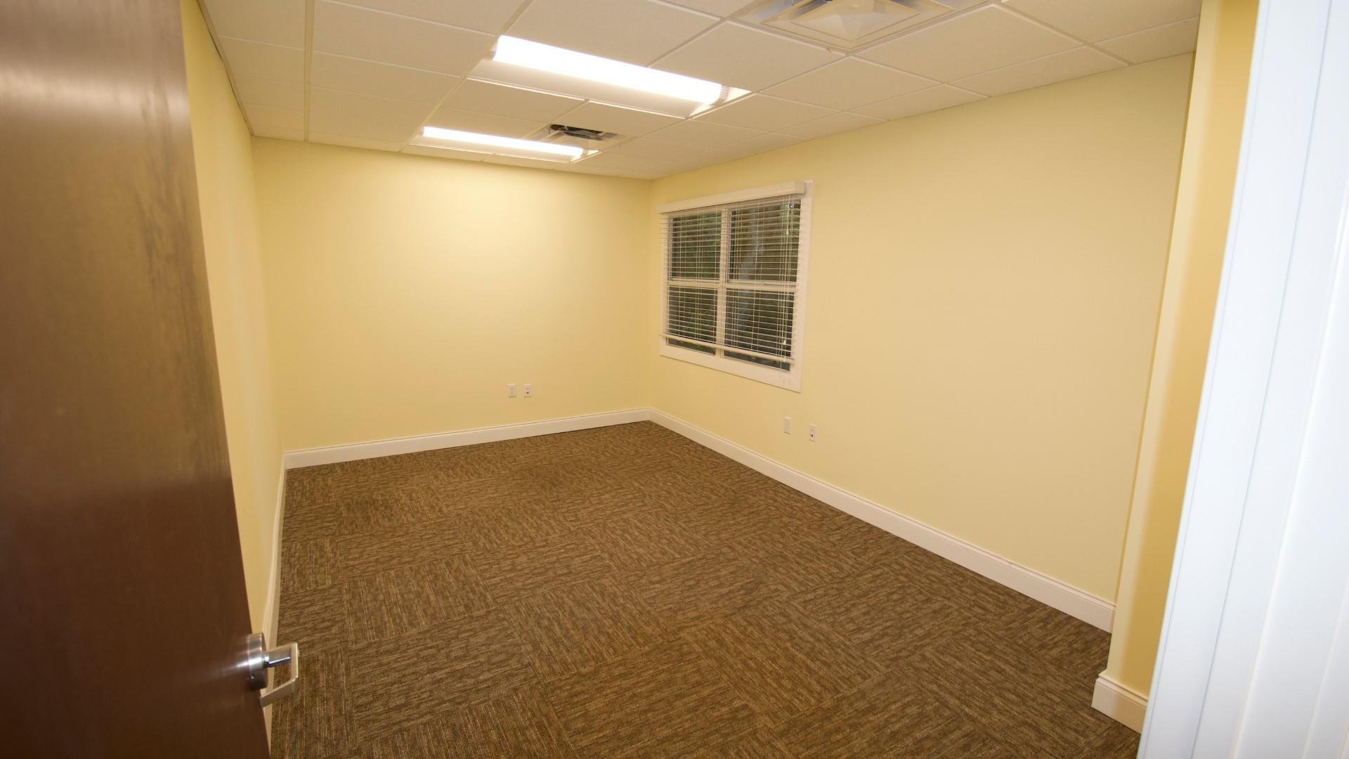 1232 N University Drive Second Floor Property Photo 6