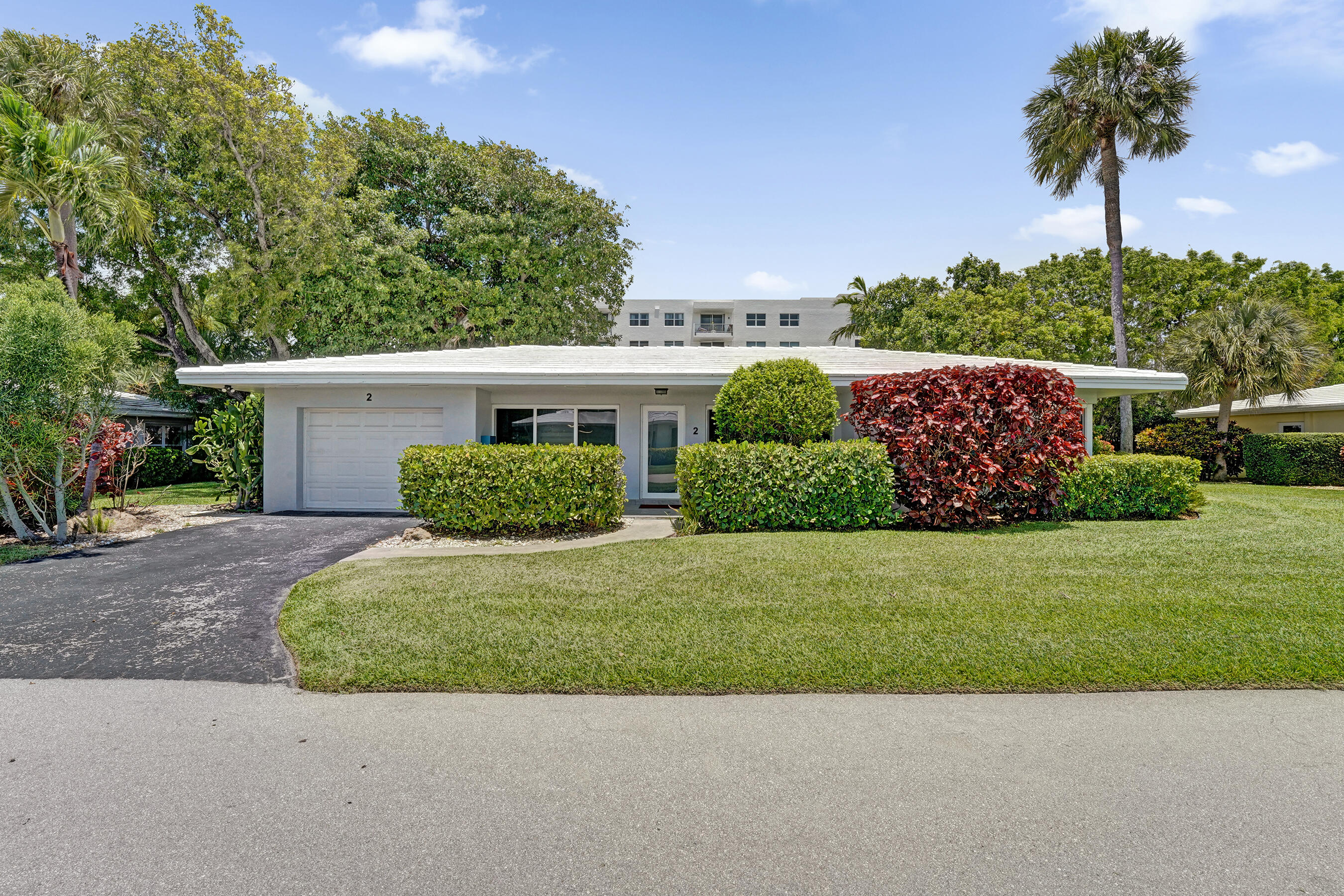 1431 S Ocean Boulevard 2 Property Photo 2