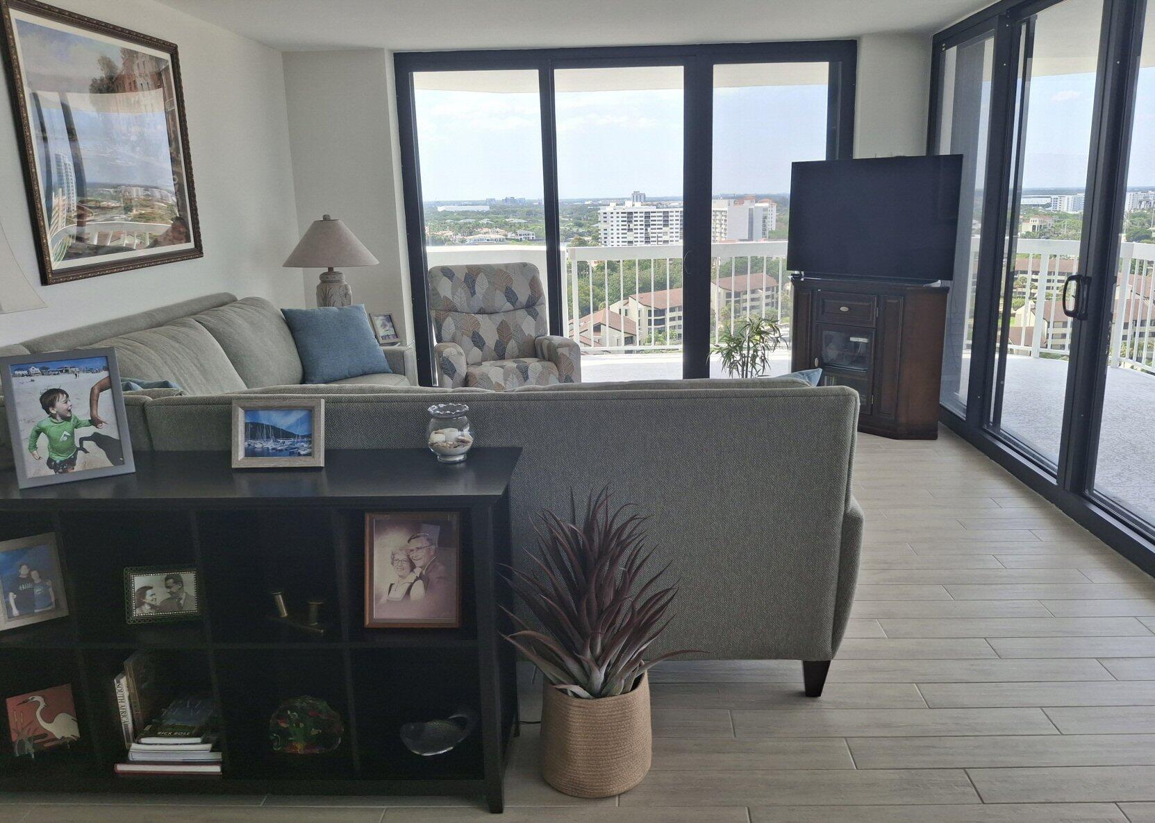 123 Lakeshore Drive 1845 Property Photo 8