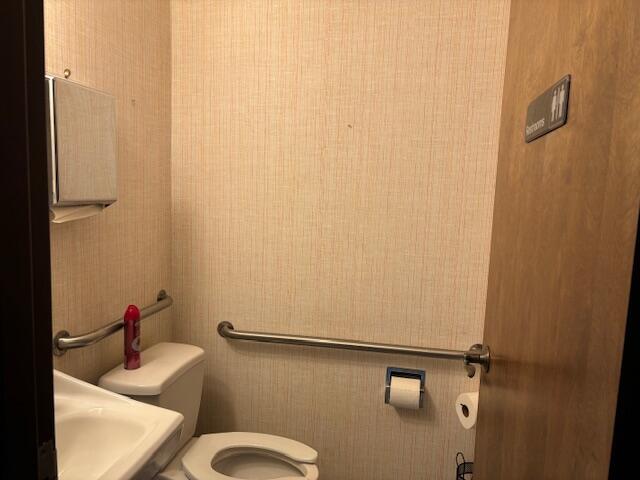 2215 Nebraska Avenue 3e Property Photo 5