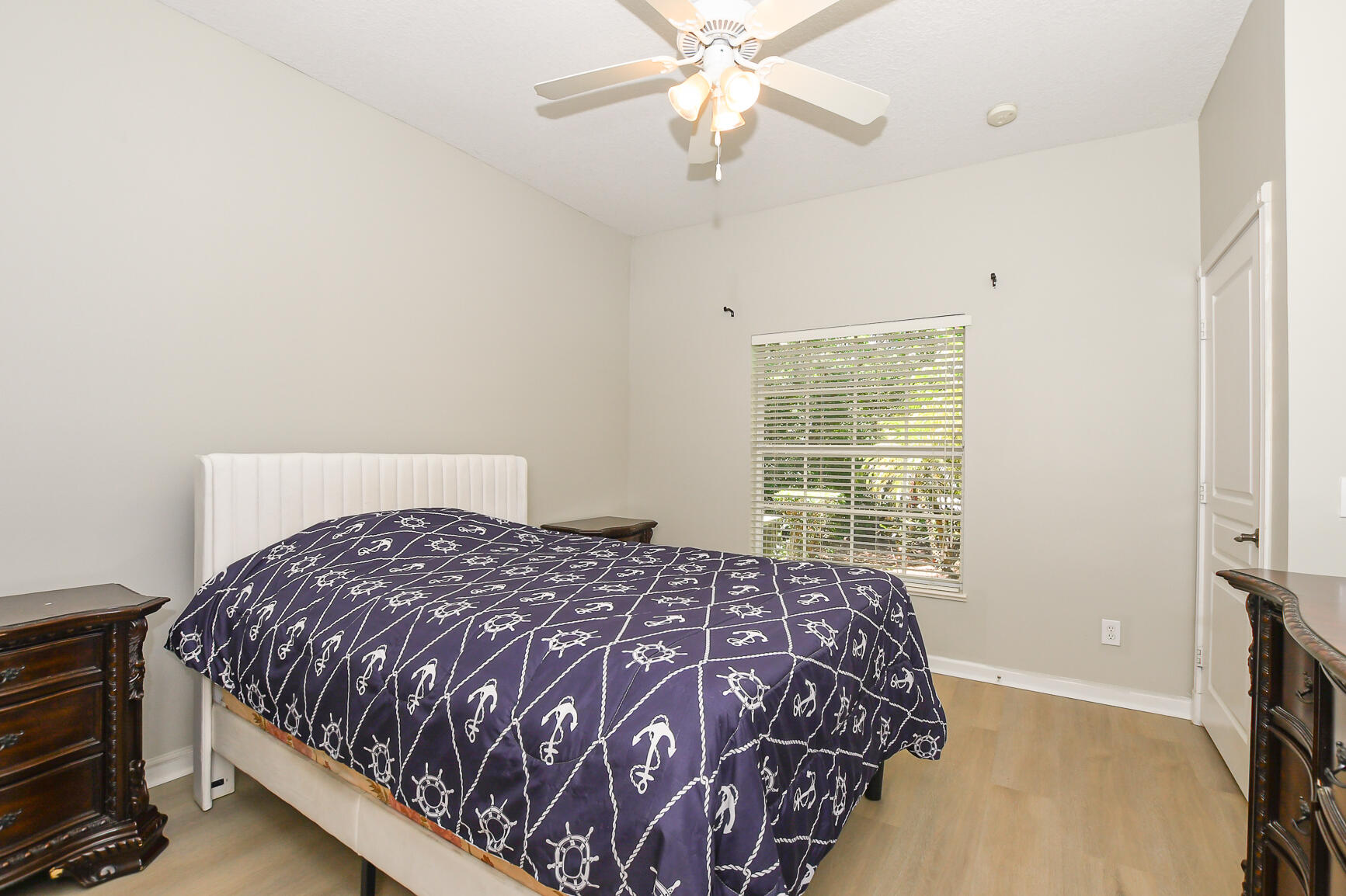 649 Ne Bent Paddle Lane Property Photo 20