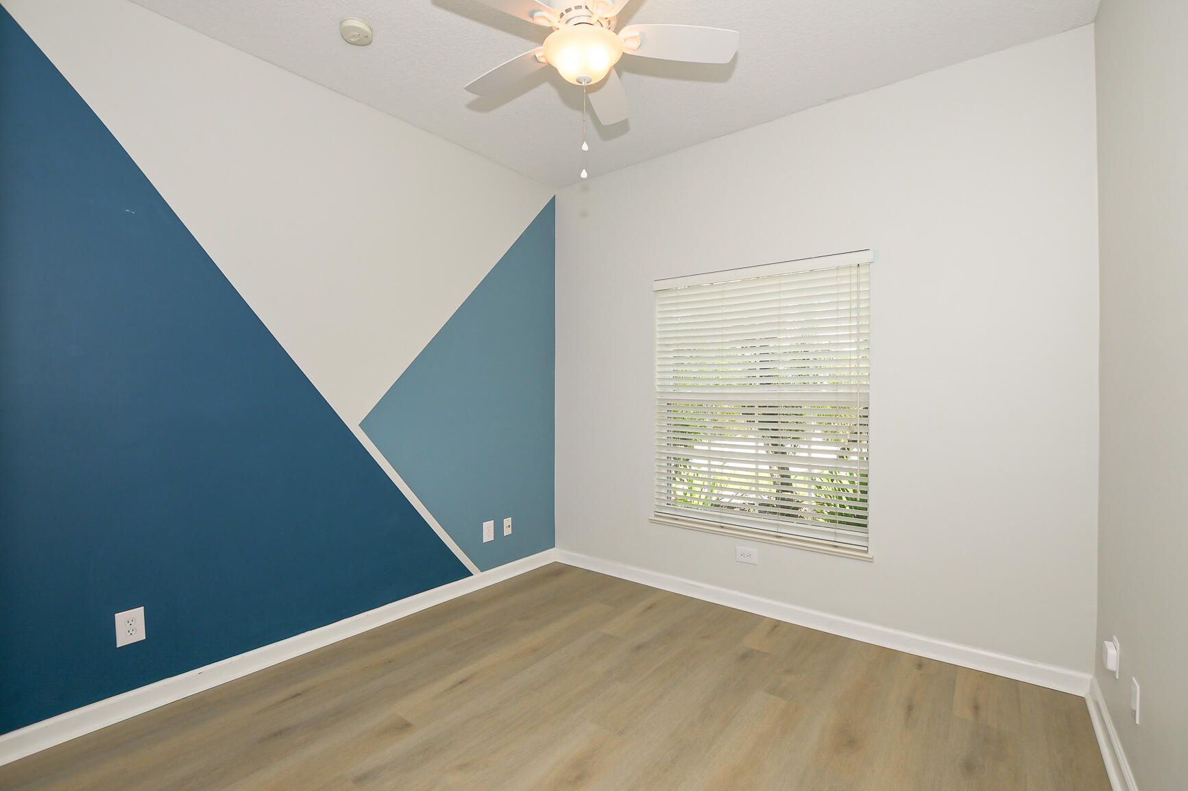 649 Ne Bent Paddle Lane Property Photo 34