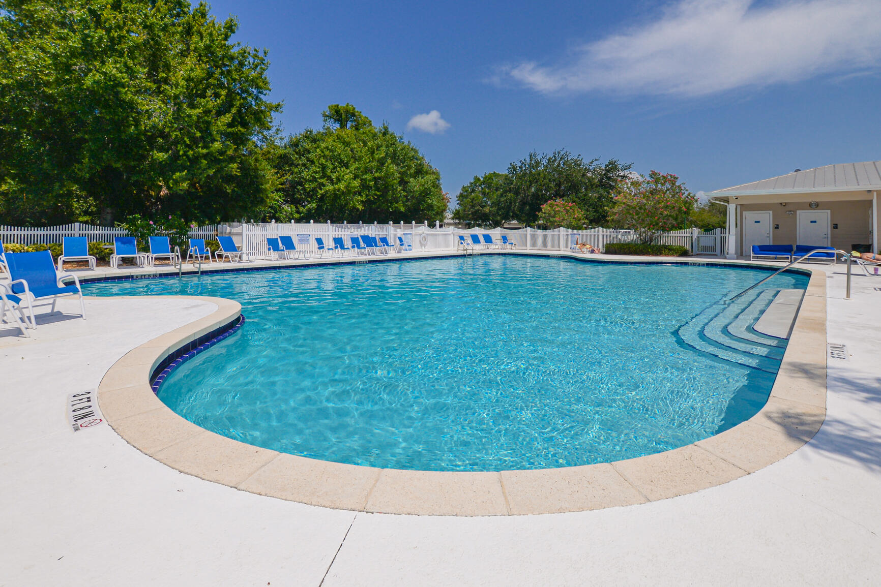 649 Ne Bent Paddle Lane Property Photo 40