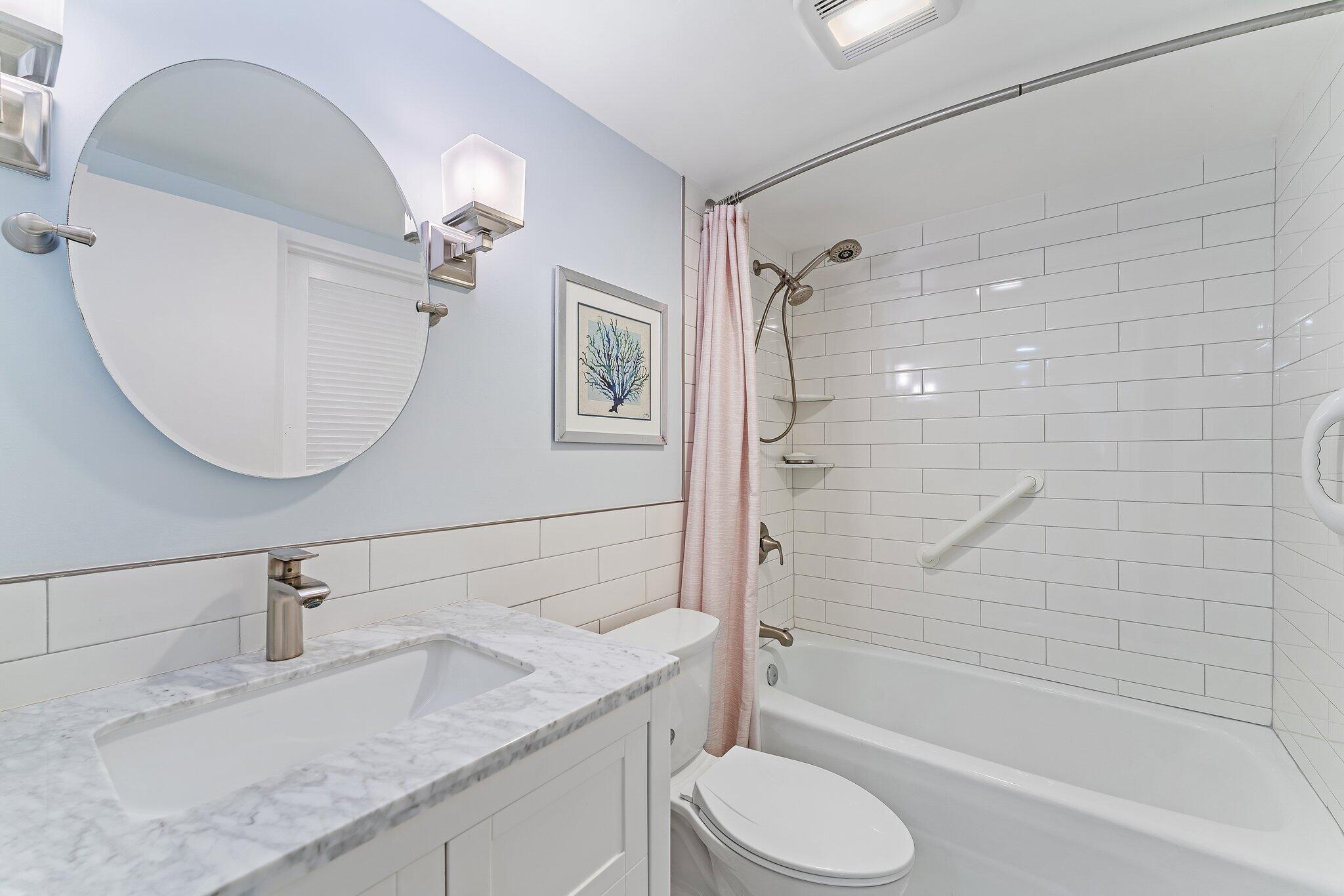 5480 N Ocean Drive B6b Property Photo 16