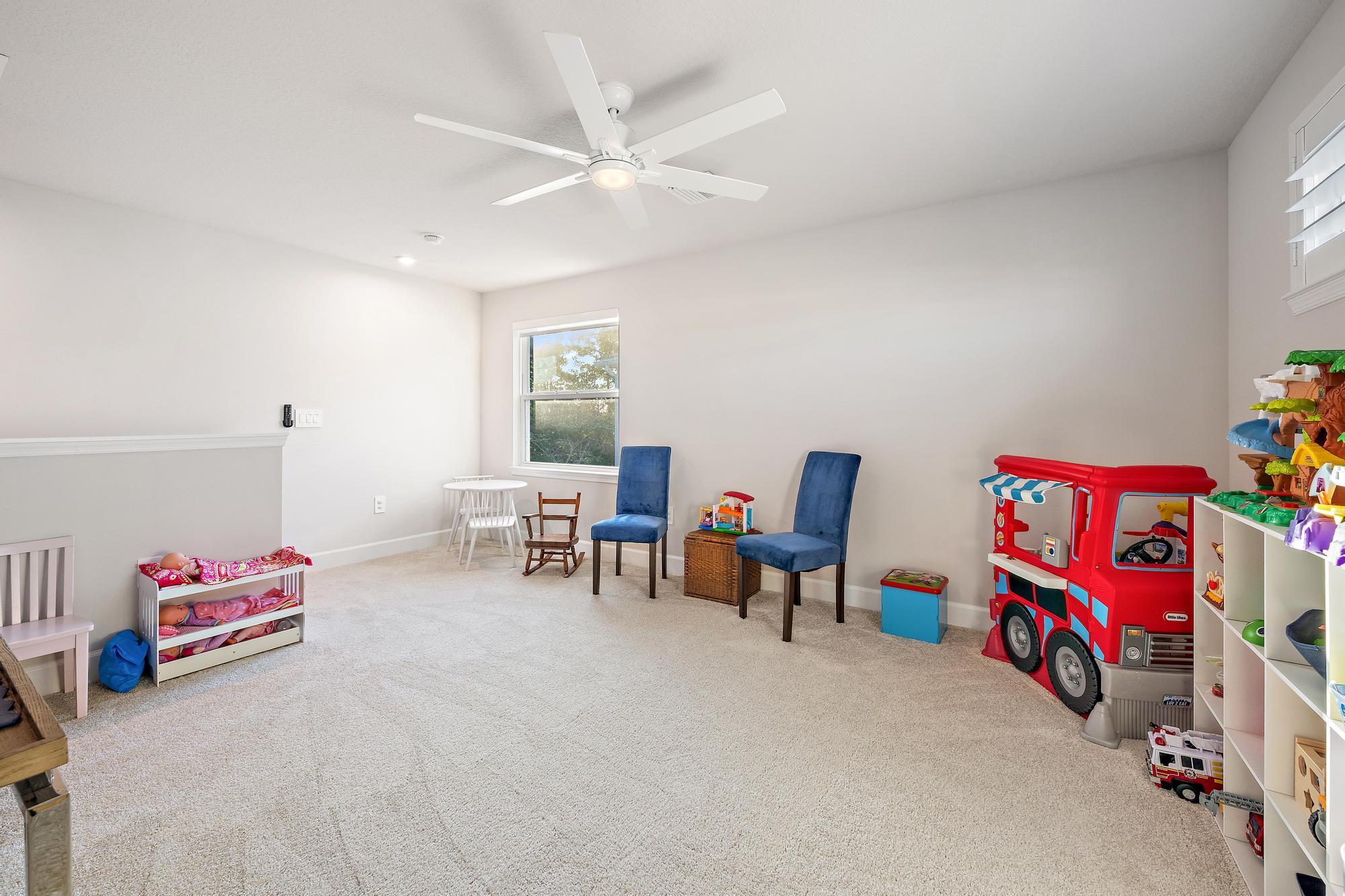 178 Sw Pomeroy Street Property Photo 16