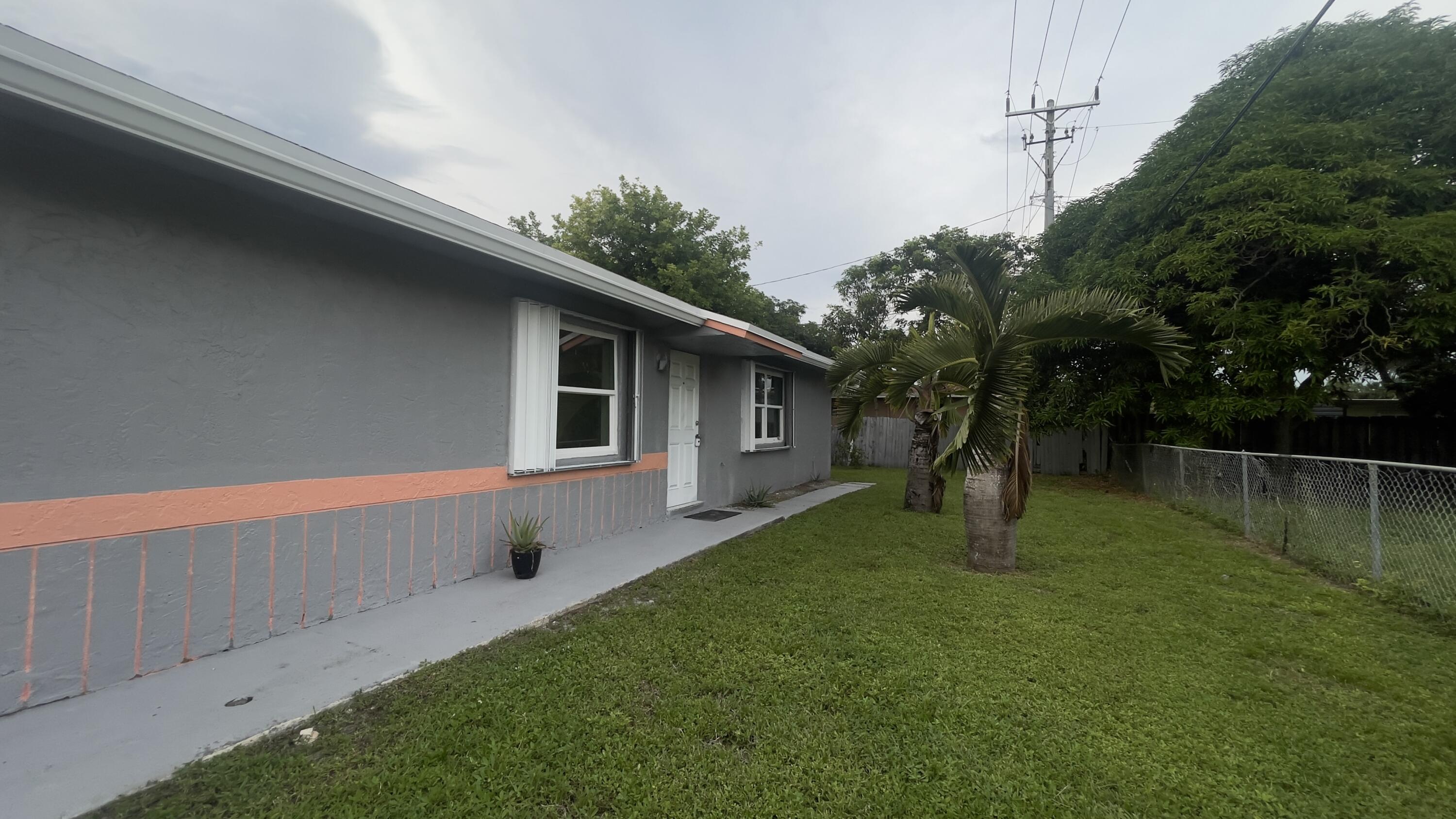2691 NW 8th Street Property Photo 1