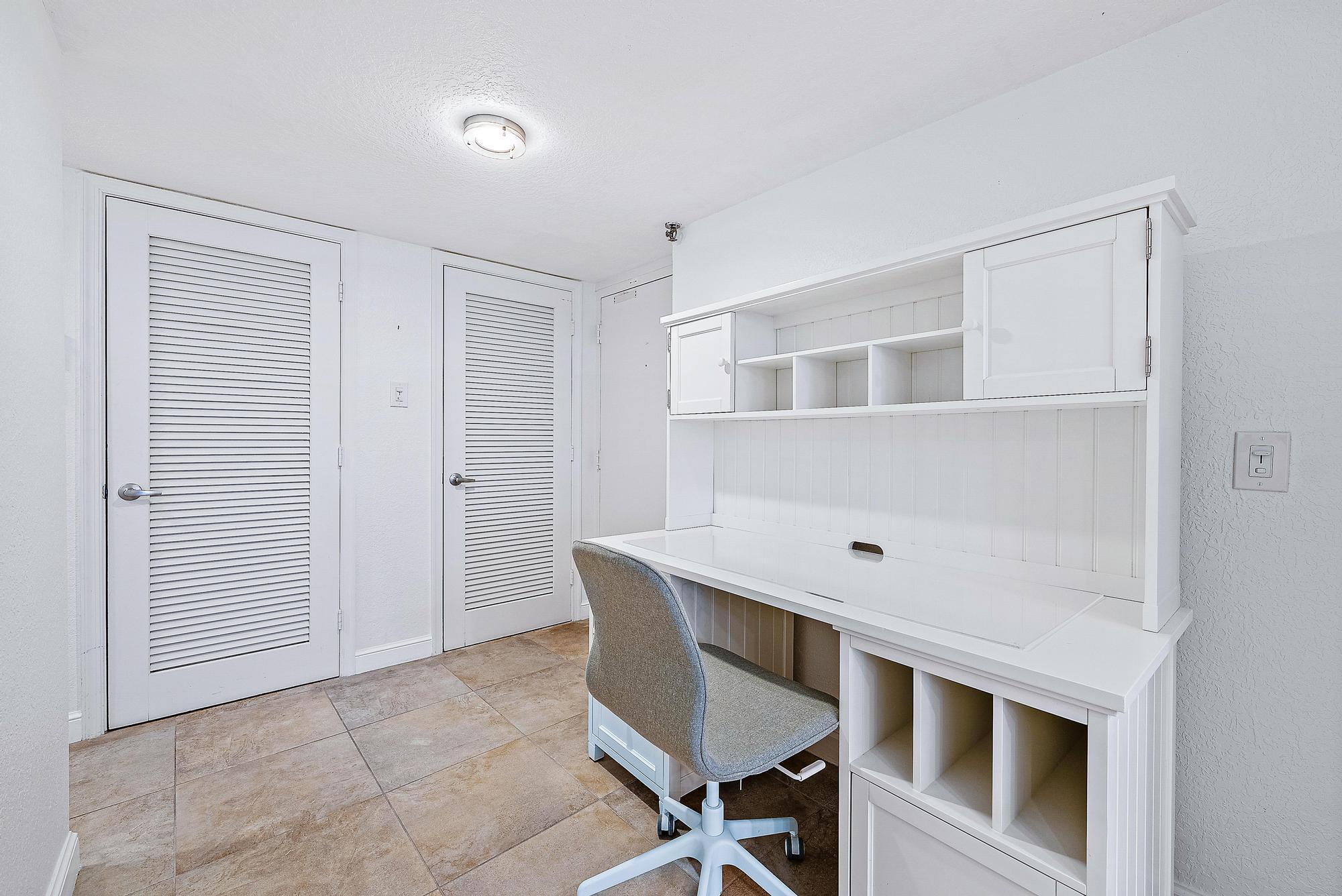 5420 N Ocean Drive 305 Property Photo 15