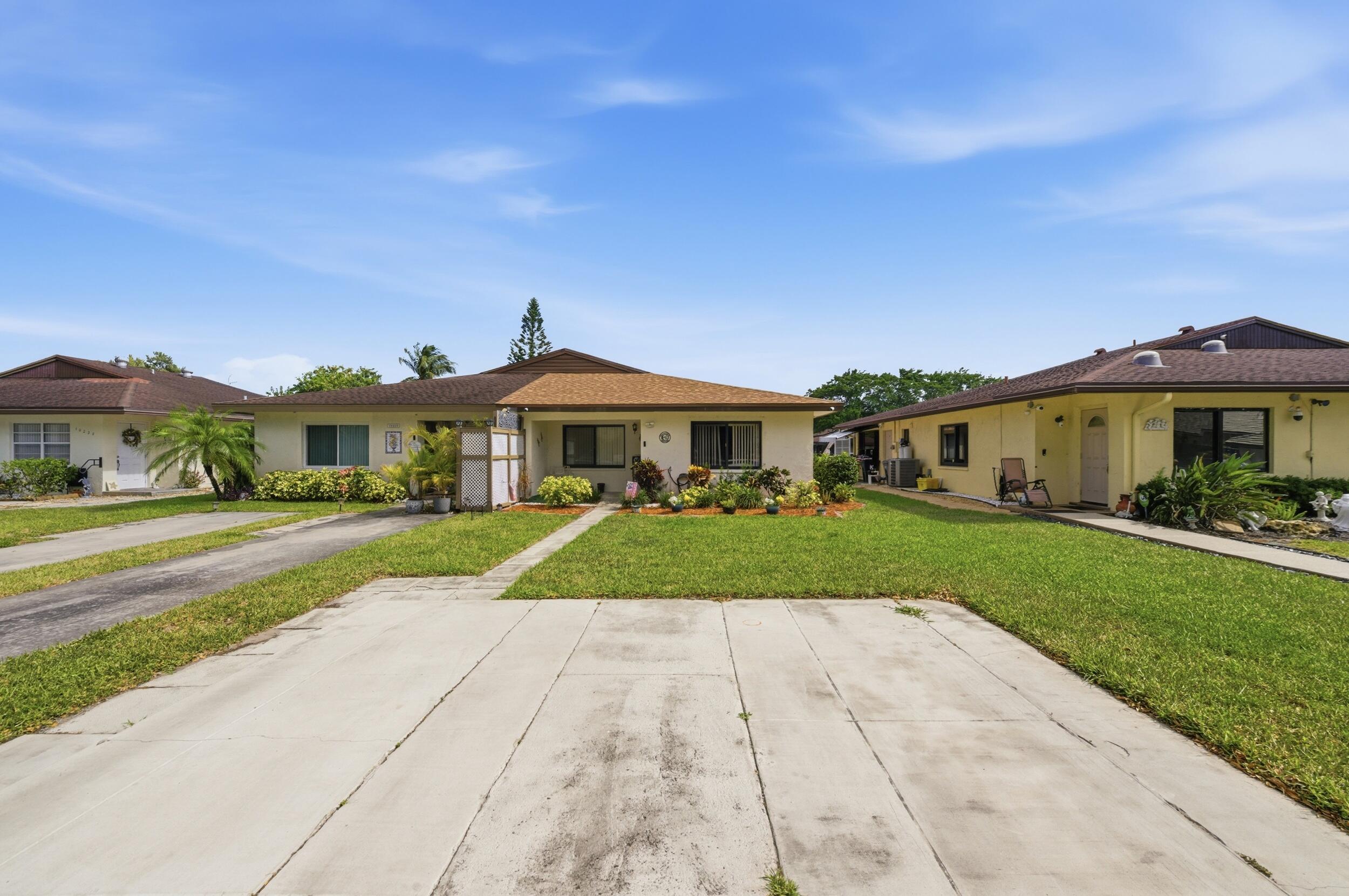 10222 Pine Drive Property Photo 4