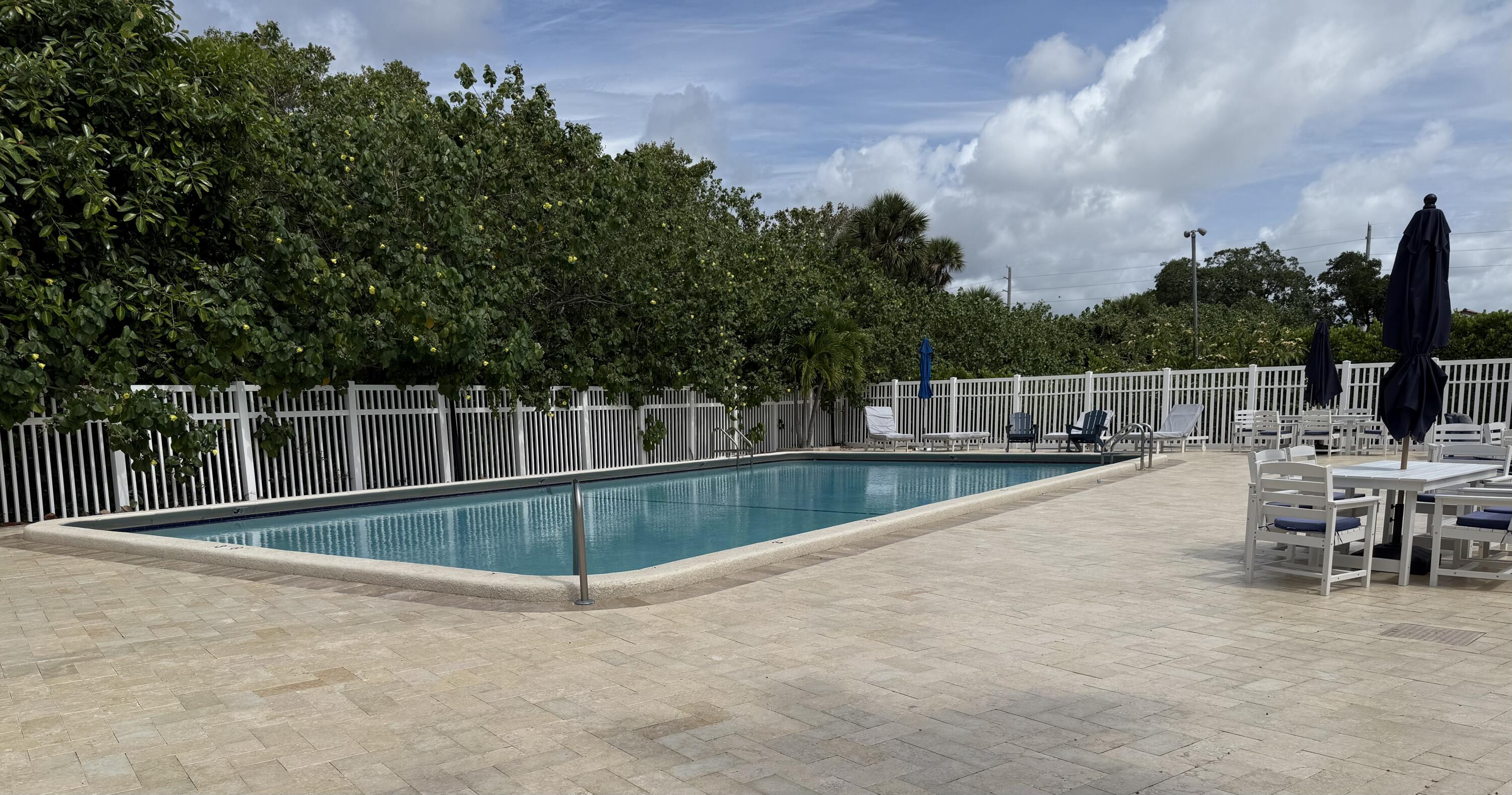 96 Del Rio Boulevard Property Photo 16