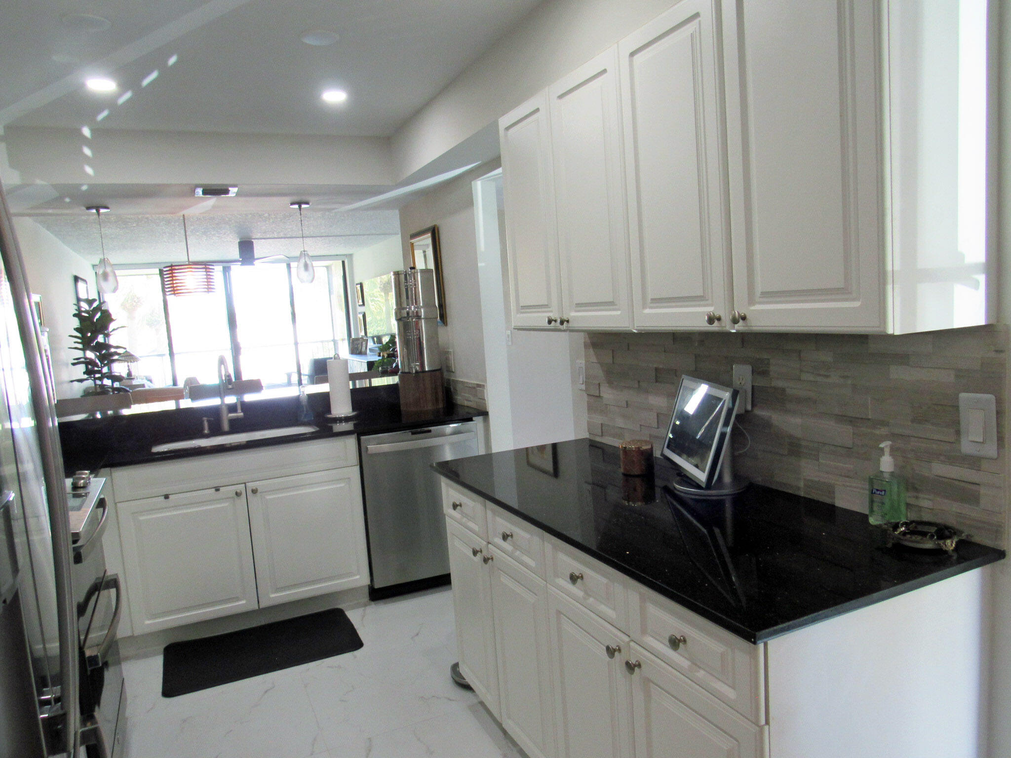 21 Royal Palm Way 2020 Property Photo 8
