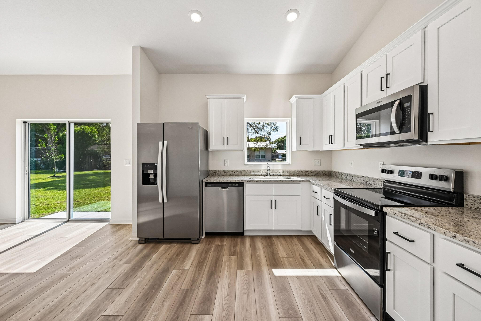 5808 Sunset Boulevard Property Photo 17