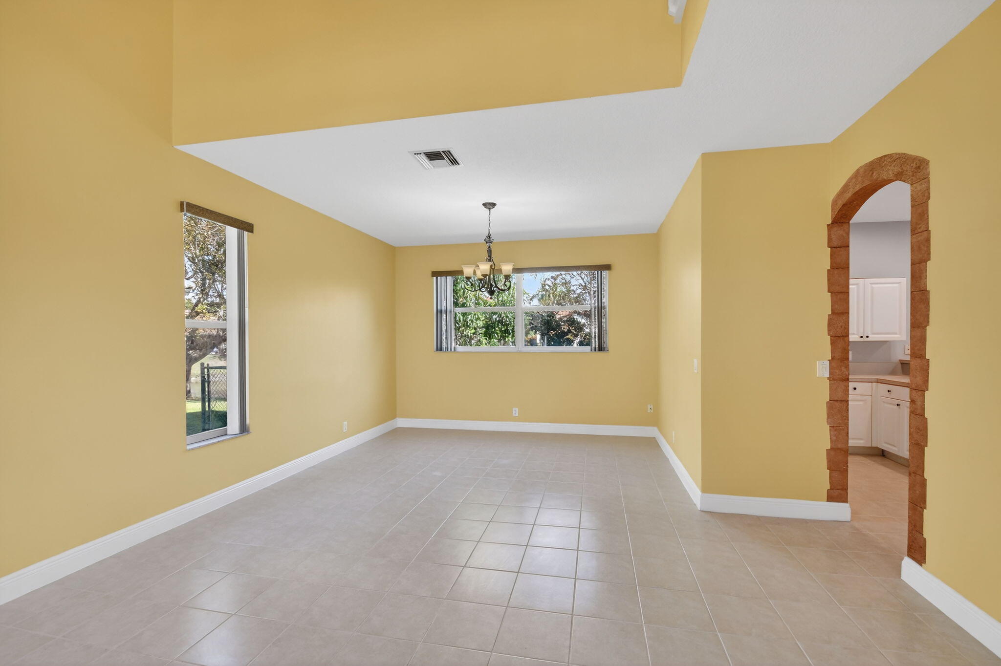 1856 Capeside Circle Property Photo 5