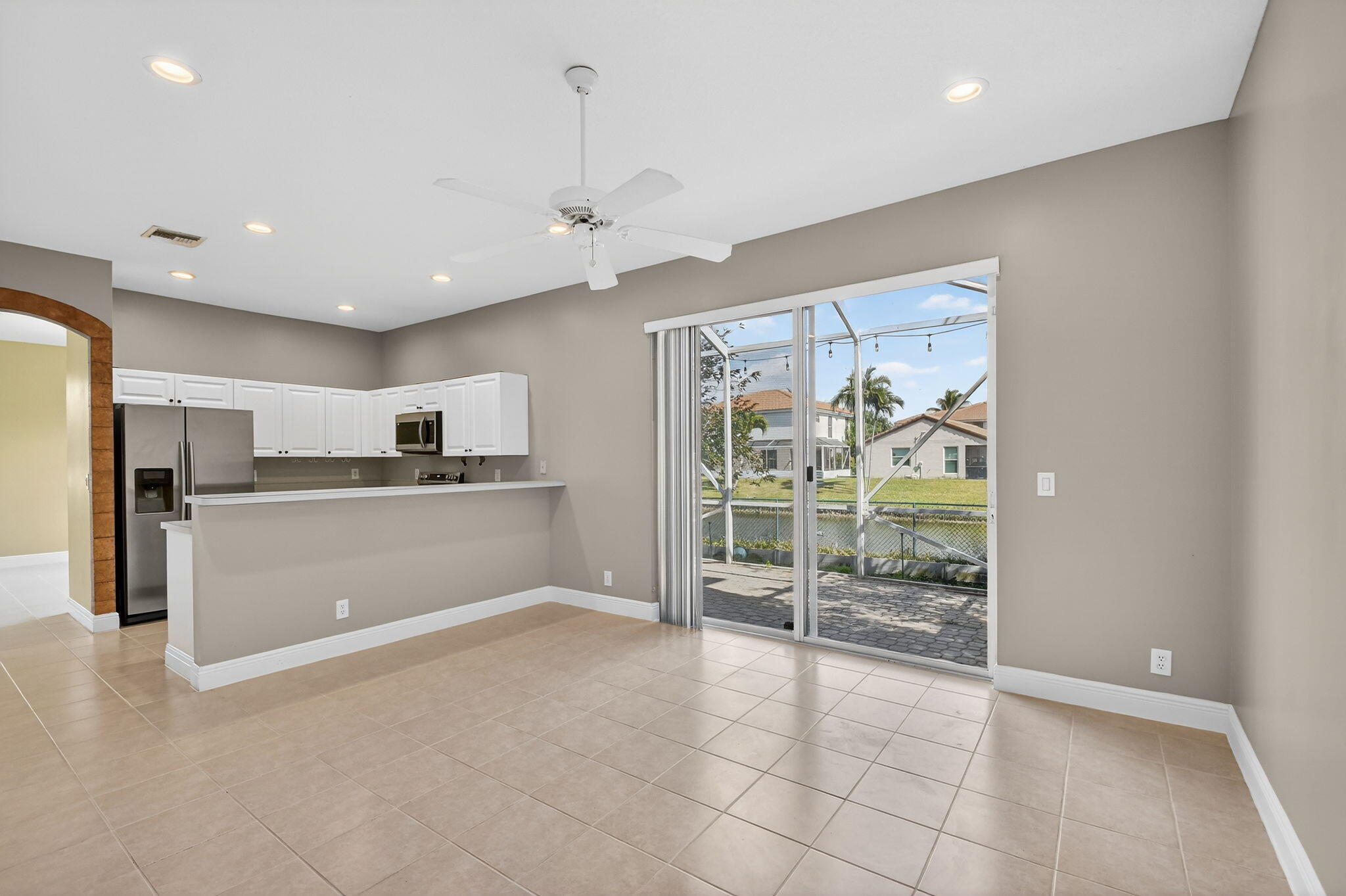 1856 Capeside Circle Property Photo 14