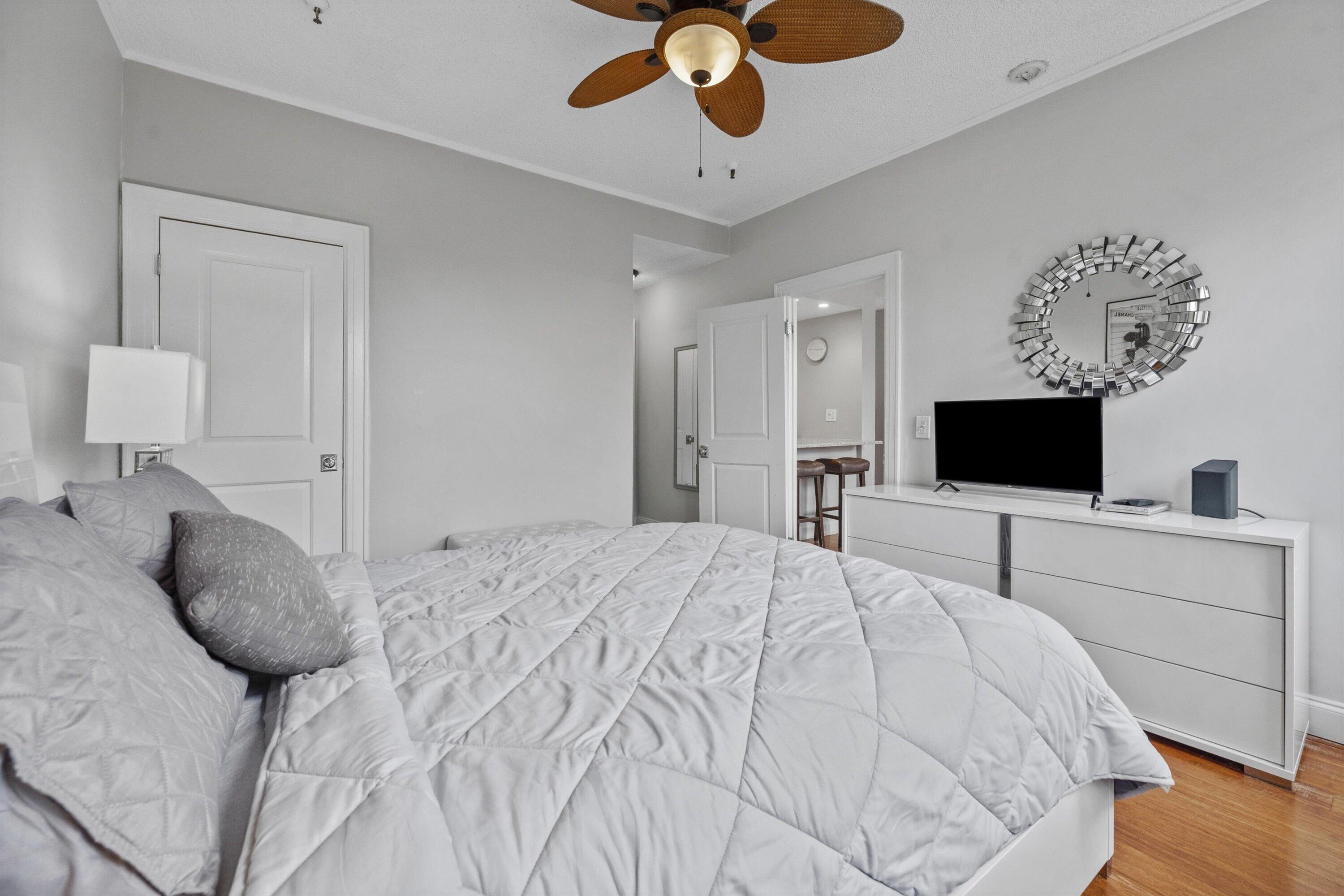 235 Sunrise Avenue 3232 Property Photo 15