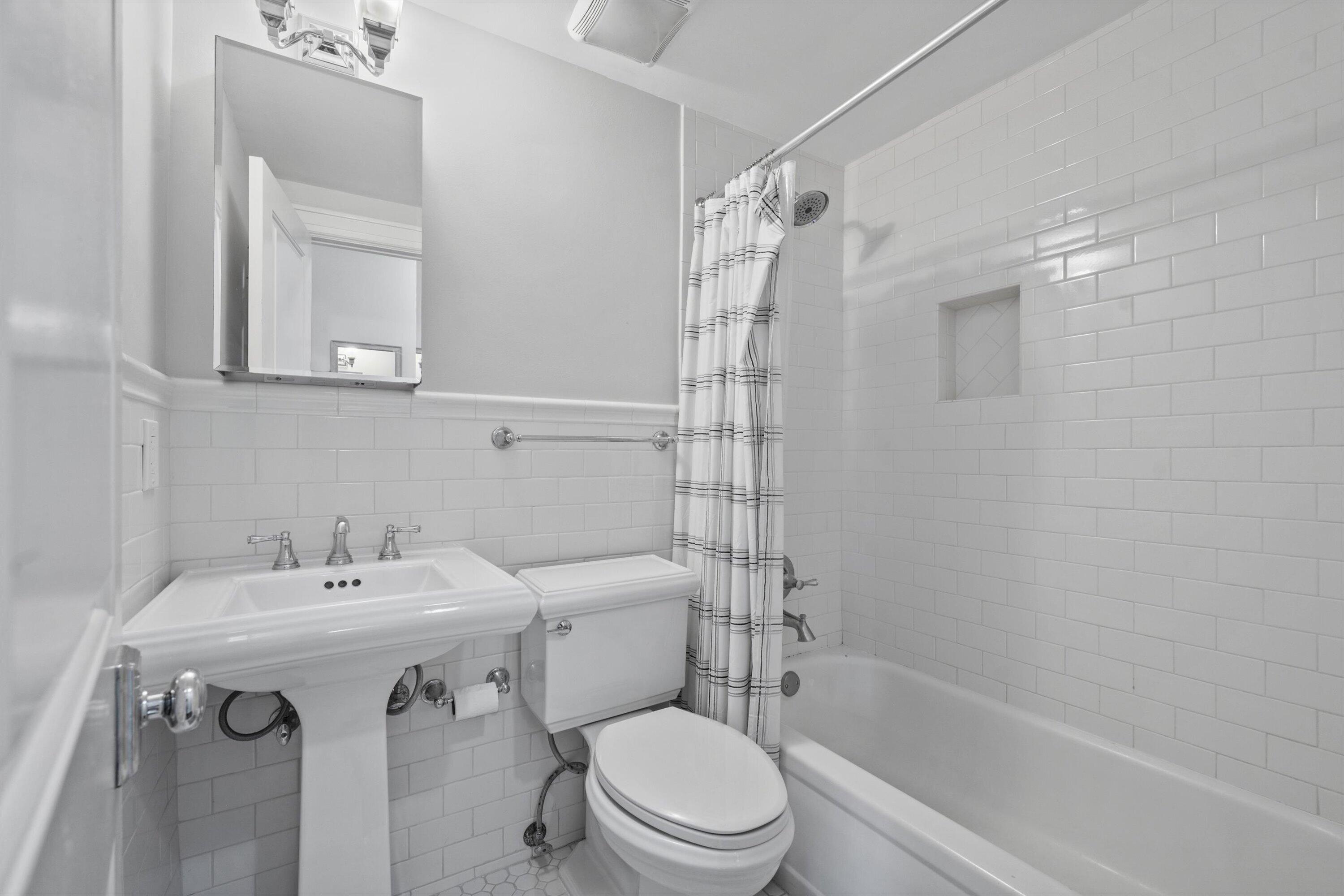 235 Sunrise Avenue 3232 Property Photo 16