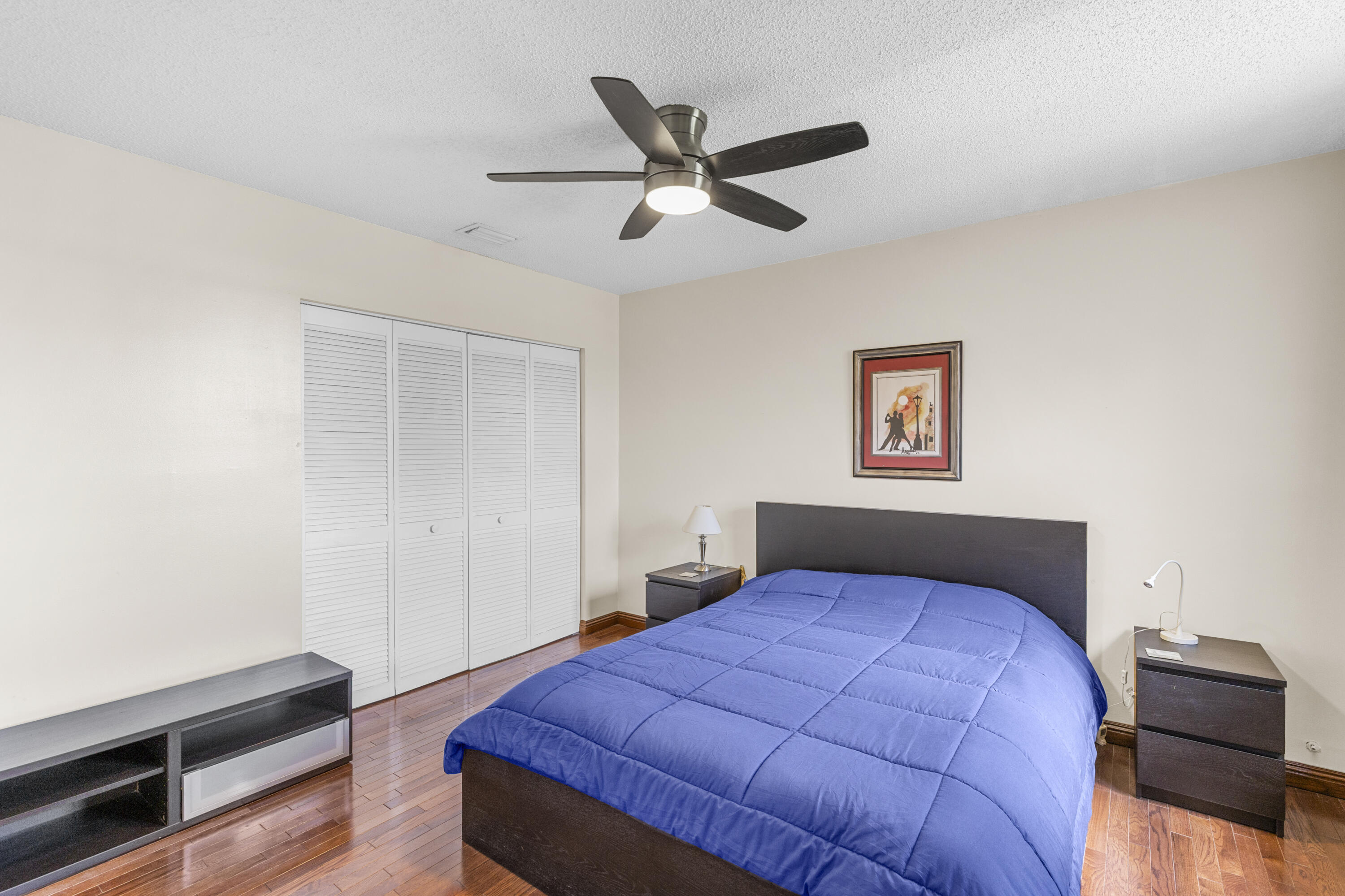 907 Stanton Drive Property Photo 6