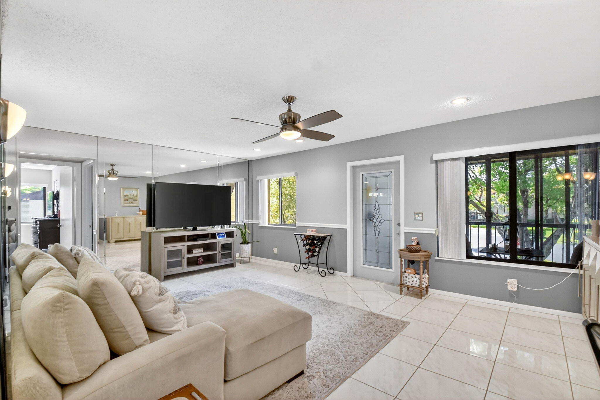 207 Pine Hov Circle D2 Property Photo 5