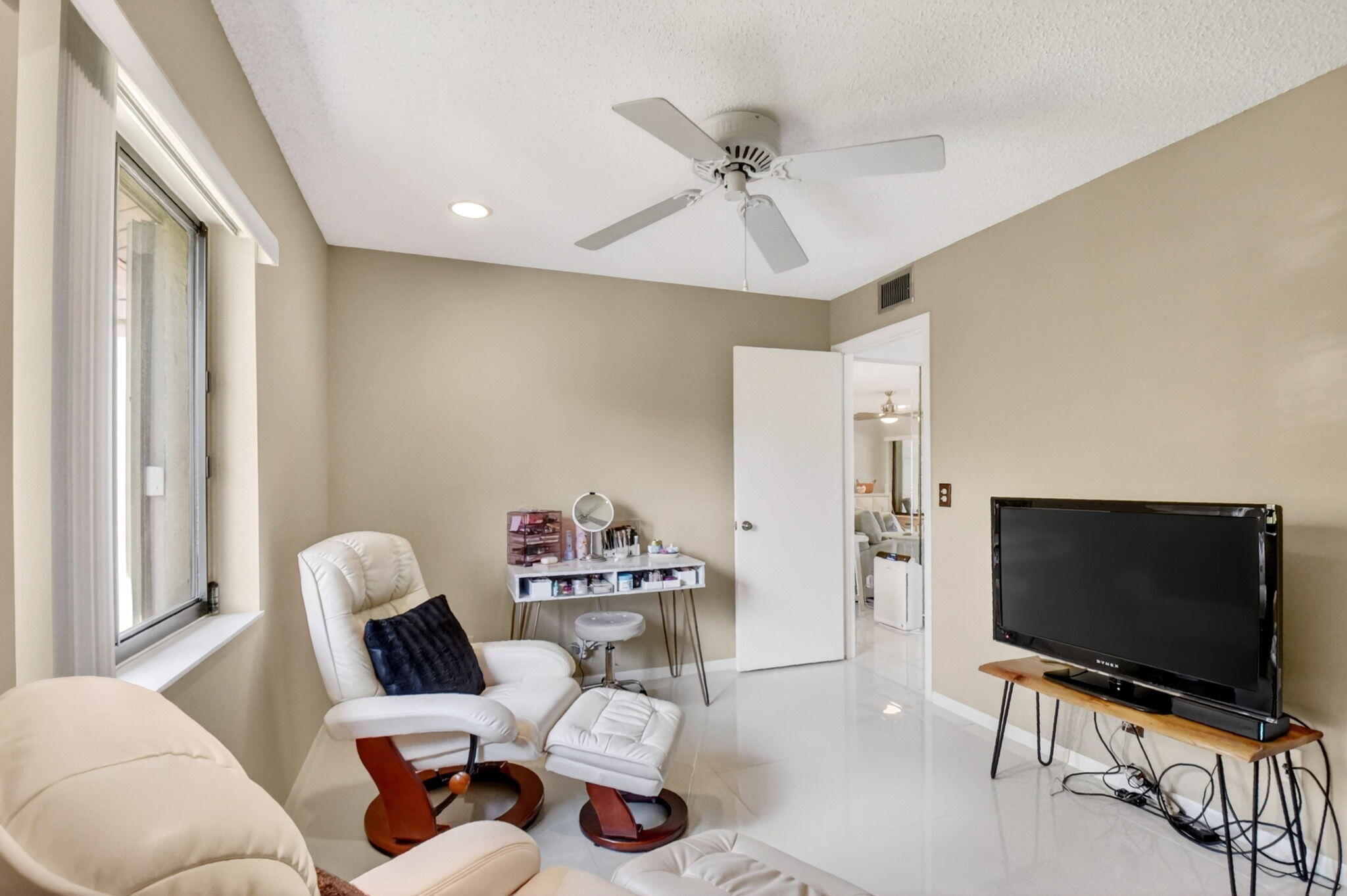 207 Pine Hov Circle D2 Property Photo 21