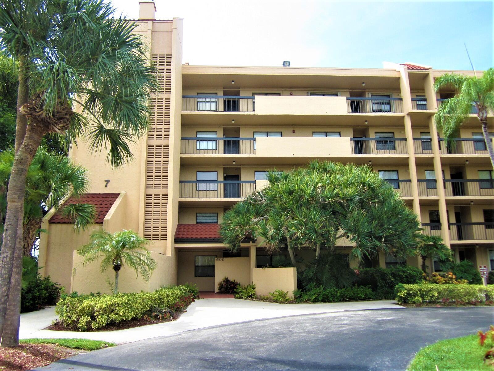600 Egret Circle 7201 Property Photo 1