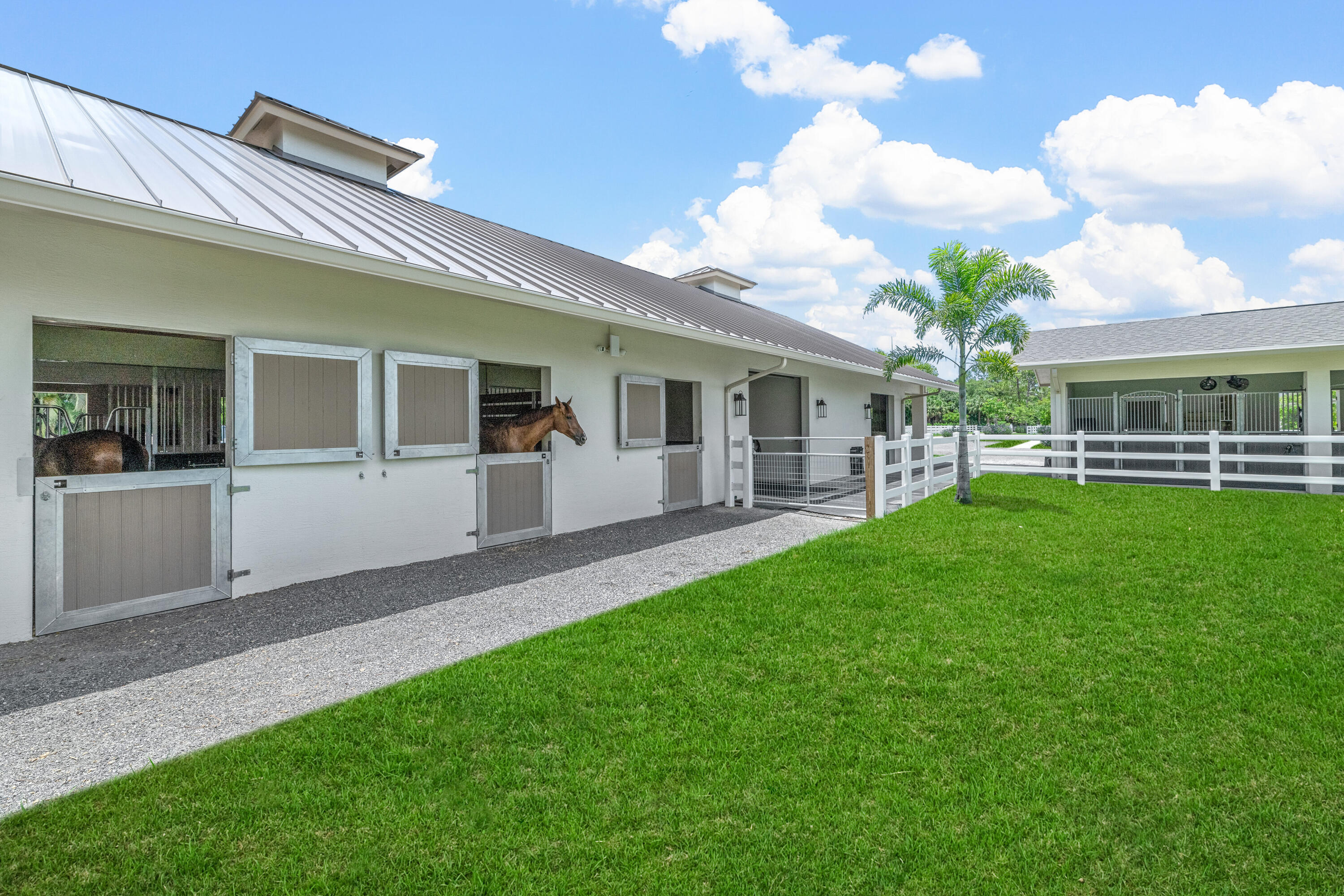 1464 Stallion Drive Property Photo 14