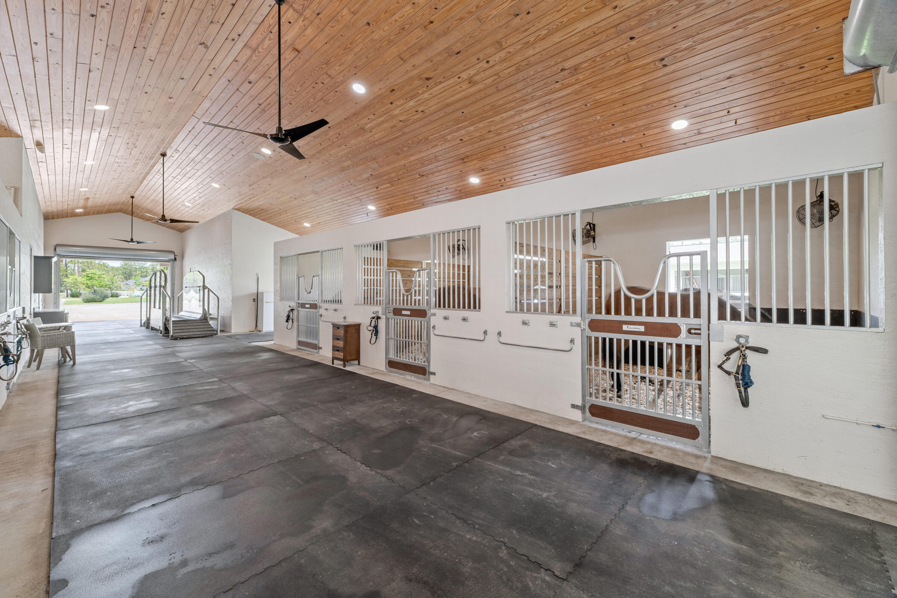1464 Stallion Drive Property Photo 31