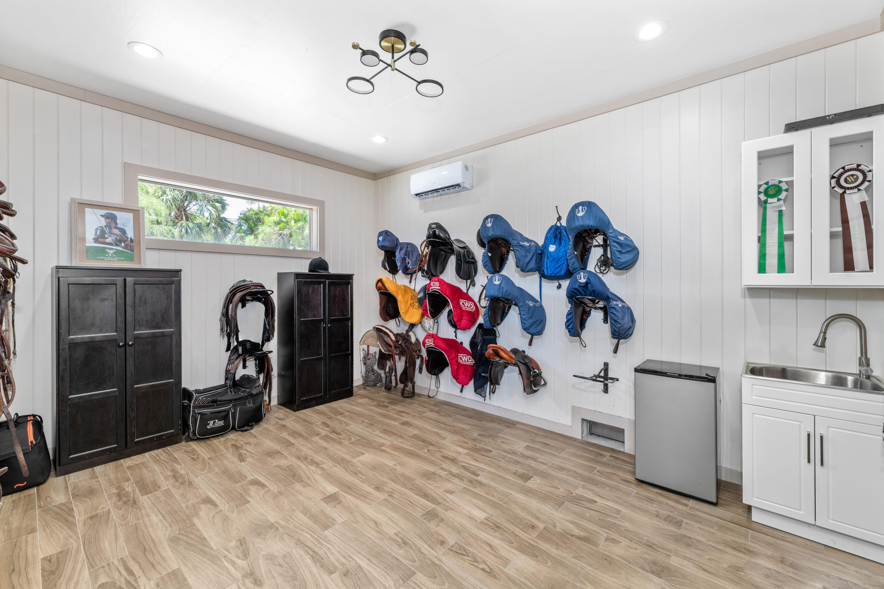 1464 Stallion Drive Property Photo 33