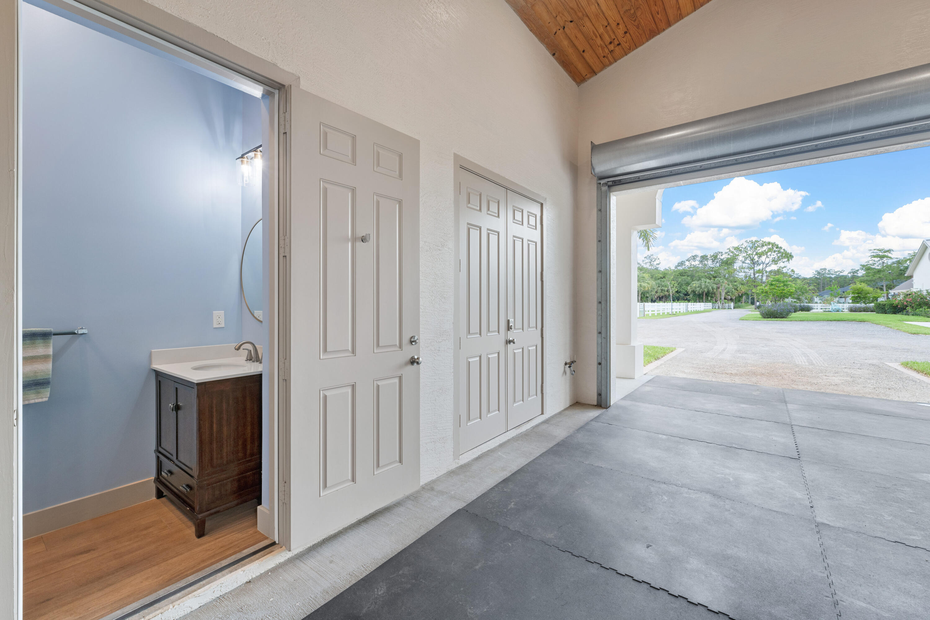 1464 Stallion Drive Property Photo 45
