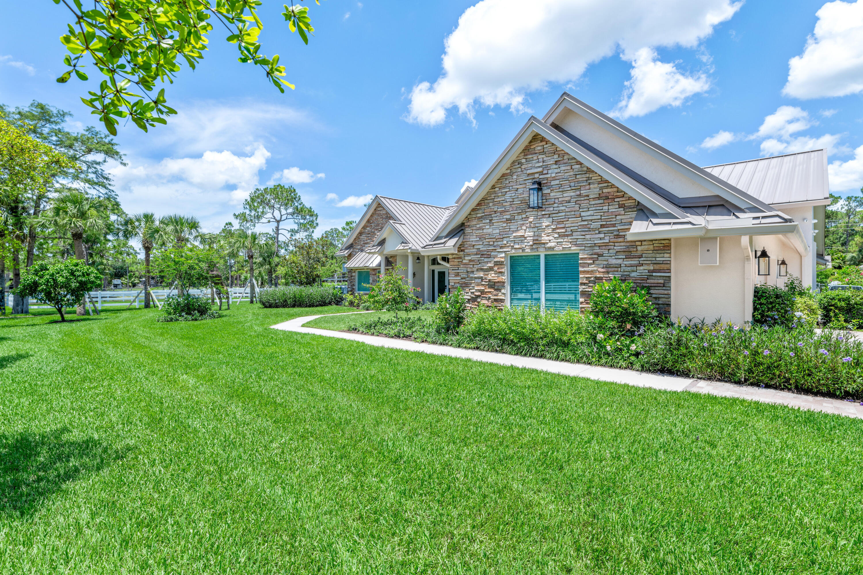 1464 Stallion Drive Property Photo 85