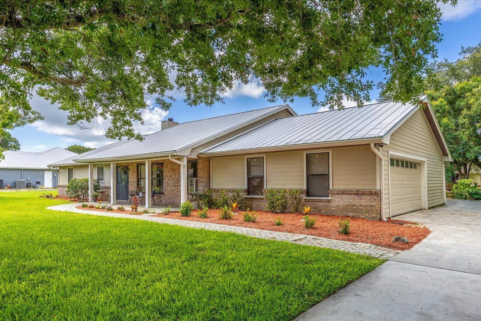 3603 River Birch Drive Property Photo 2
