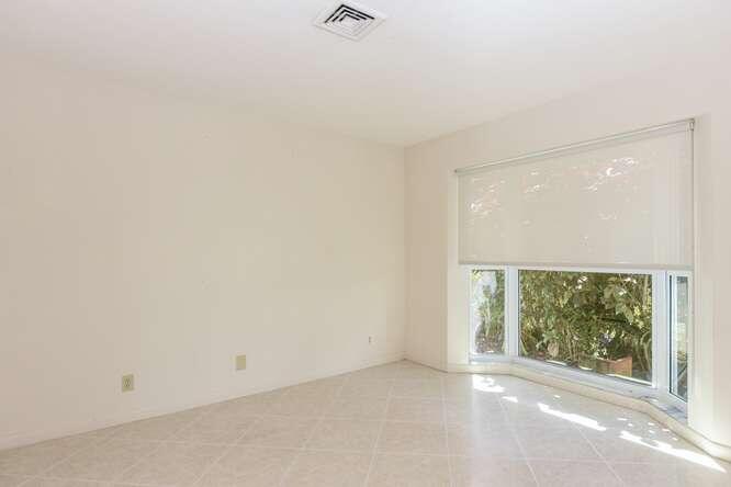 437 French Royale Circle Property Photo 27